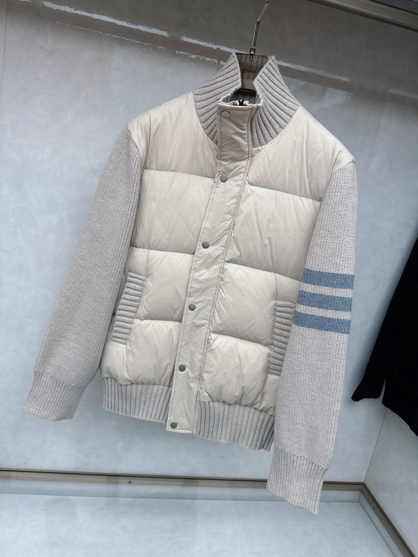 【ThomBrownet】TB家针织拼接四条杠带帽羽绒服女款越简单就越好看!!永恒不变的真理门简实穿主义