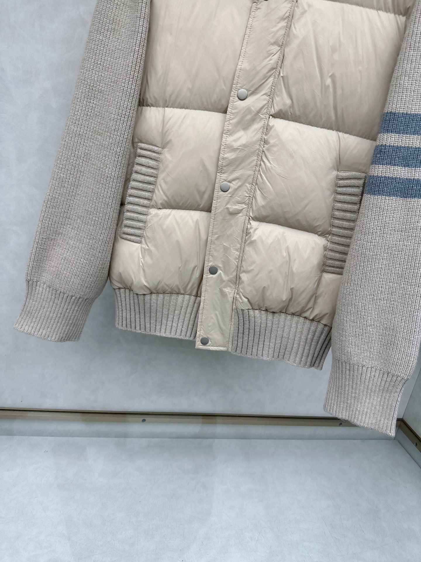 【ThomBrownet】TB家针织拼接四条杠带帽羽绒服女款越简单就越好看!!永恒不变的真理门简实穿主义