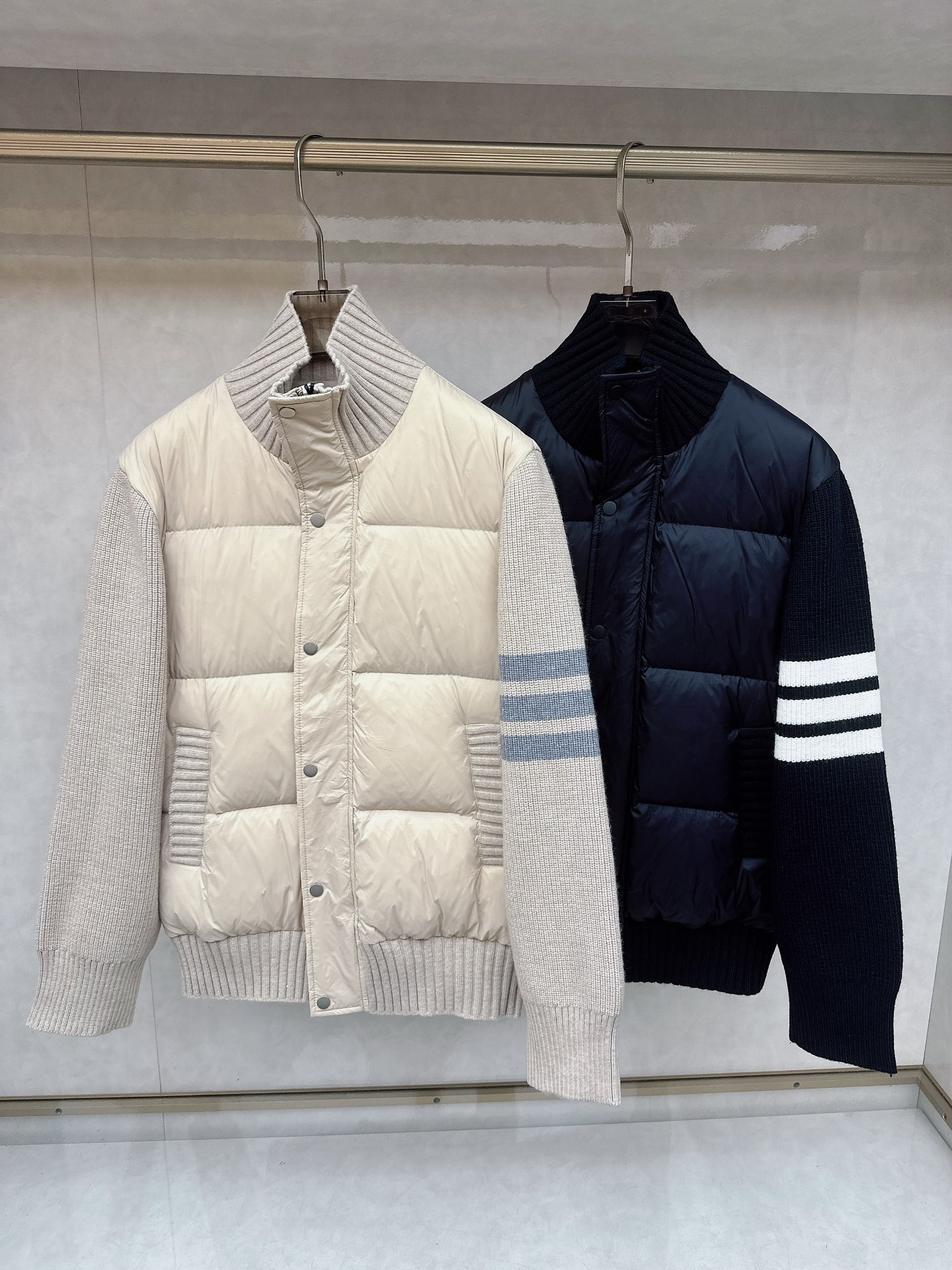 【ThomBrownet】TB家针织拼接四条杠带帽羽绒服女款越简单就越好看!!永恒不变的真理门简实穿主义