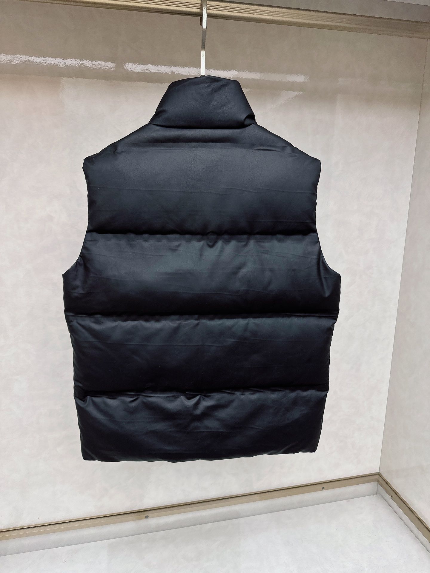 lP🆕 诺悠翩雅 25秋冬男士时尚羽绒服马甲 轻奢时尚休闲风格，轻盈保暖柔软！低调系列时尚百搭，就是有型