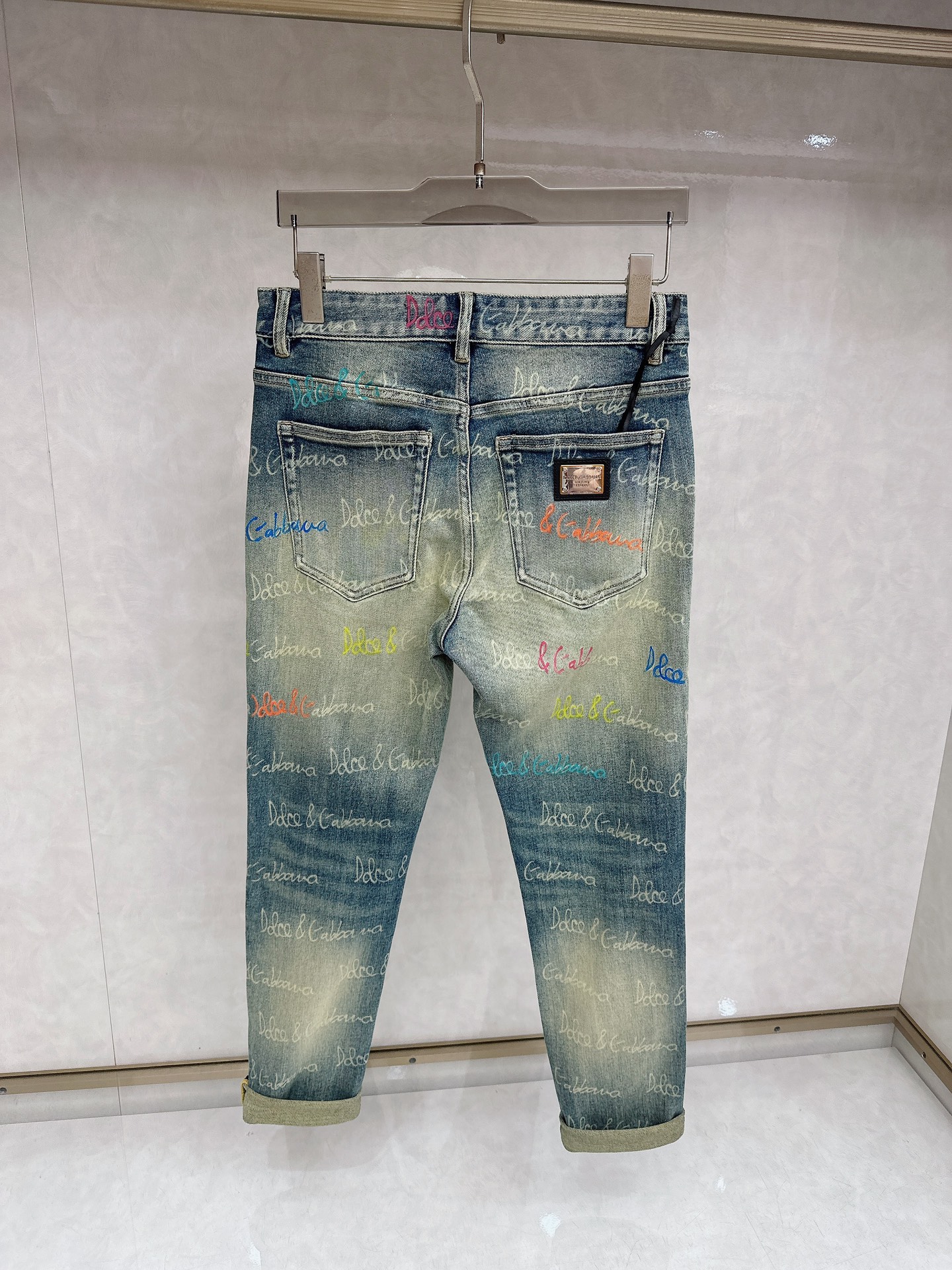 DG 2025秋冬🔥🔥新款现货上市，原单爆款牛仔裤👖超级定制款，原版五金，超级重工工艺，版型超赞👍细节做