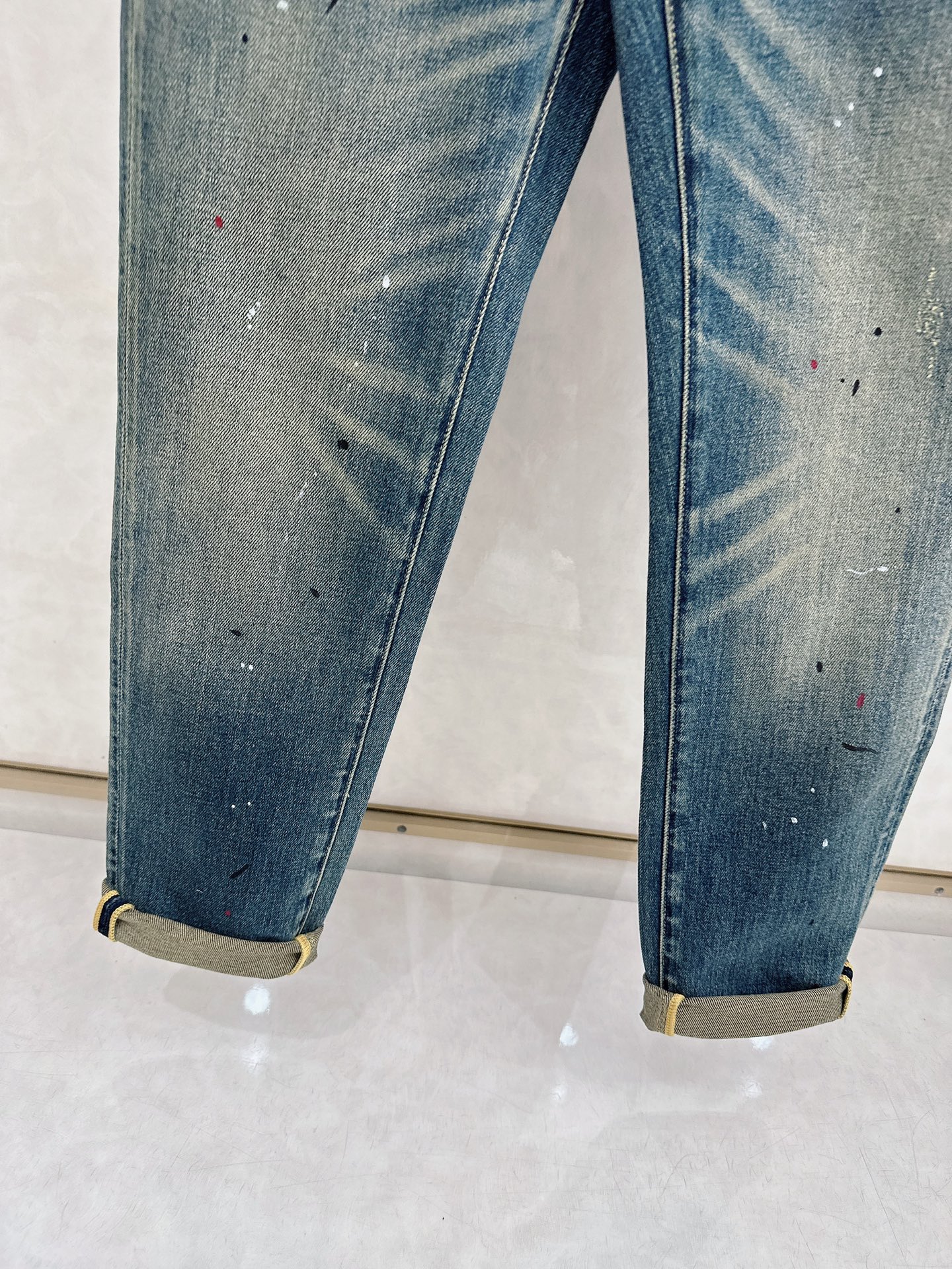 纪梵希 2025秋冬🔥🔥新款现货上市，原单爆款牛仔裤👖超级定制款，原版五金，超级重工工艺，版型超赞👍细节