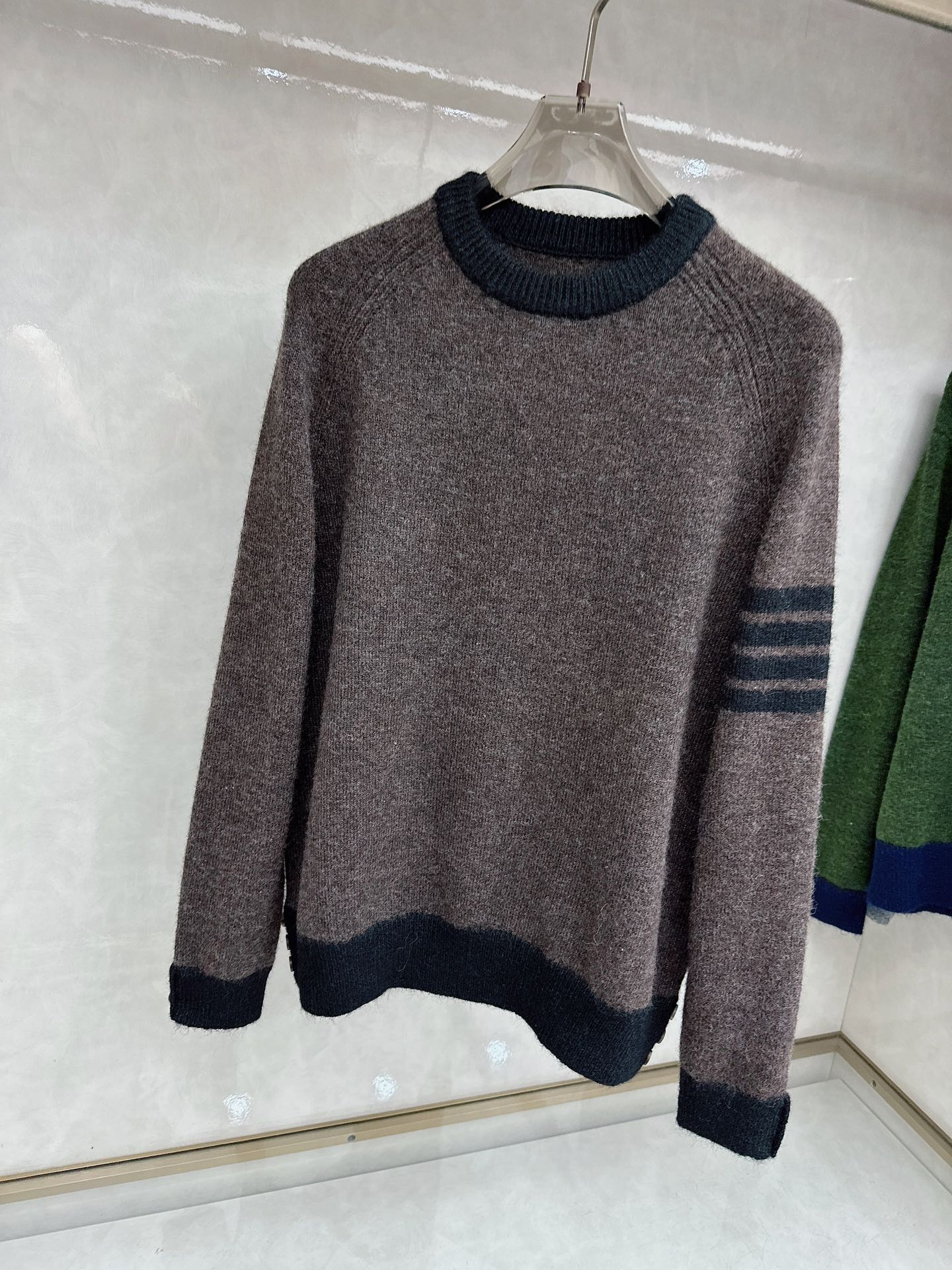 TB新款毛衫毛衣，上身舒适，不挑身材 男女同款，秋冬毛衣，是今年最好看的情侣装，秋冬必备百搭不出错，洋气