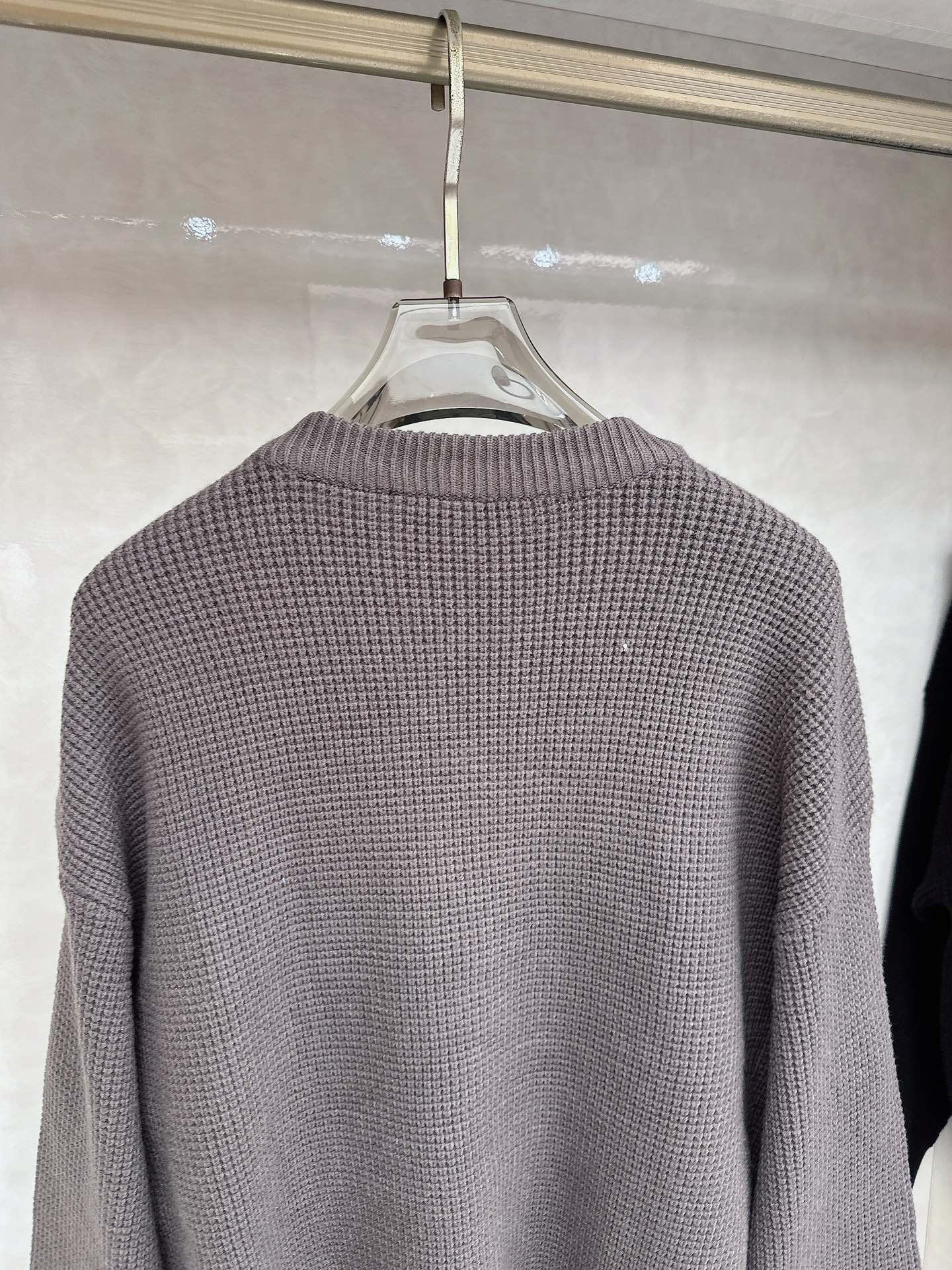 克罗心新款毛衫毛衣，上身舒适，不挑身材 男女同款，秋冬毛衣，是今年最好看的情侣装，秋冬必备百搭不出错，洋