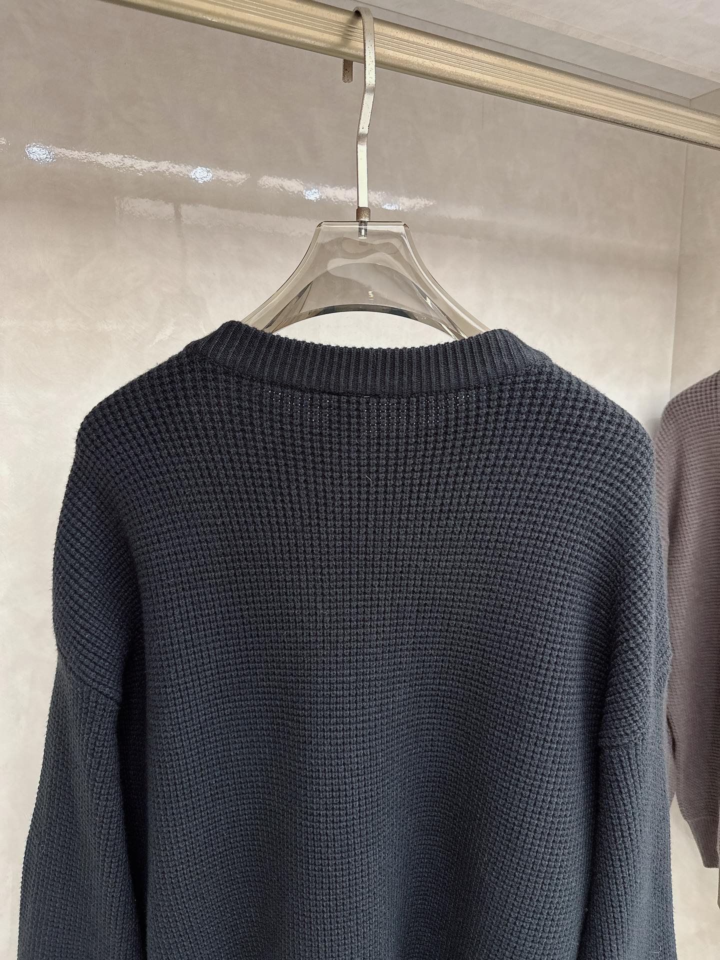 克罗心新款毛衫毛衣，上身舒适，不挑身材 男女同款，秋冬毛衣，是今年最好看的情侣装，秋冬必备百搭不出错，洋