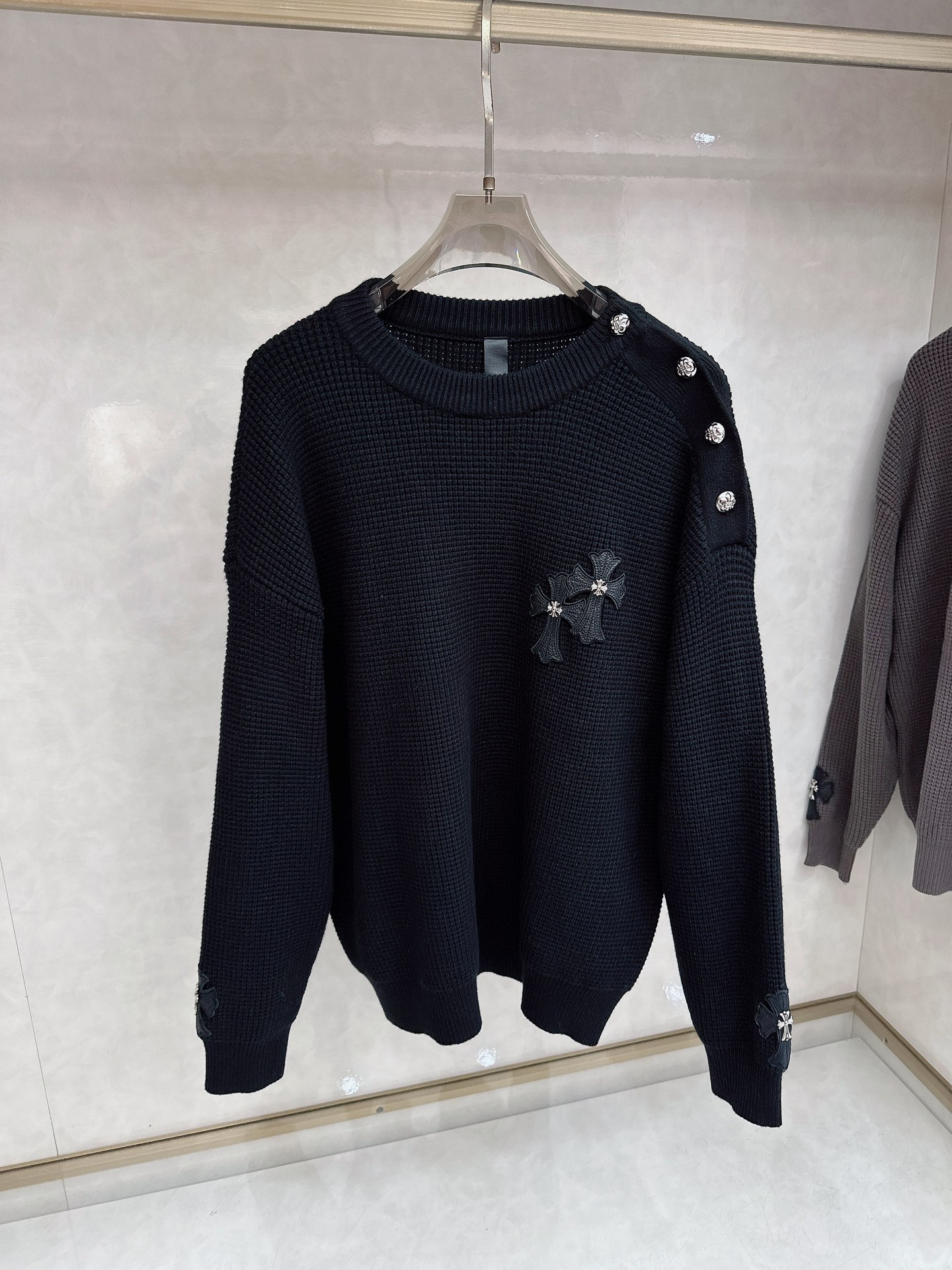 克罗心新款毛衫毛衣，上身舒适，不挑身材 男女同款，秋冬毛衣，是今年最好看的情侣装，秋冬必备百搭不出错，洋