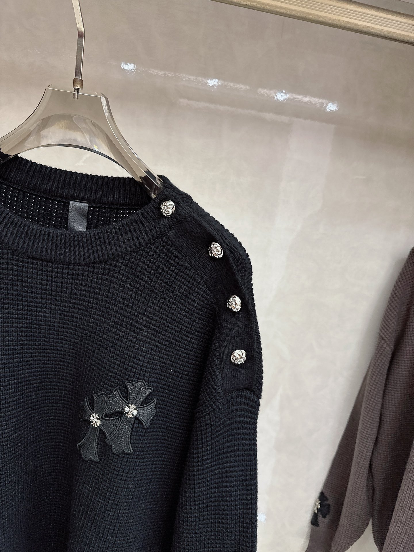 克罗心新款毛衫毛衣，上身舒适，不挑身材 男女同款，秋冬毛衣，是今年最好看的情侣装，秋冬必备百搭不出错，洋