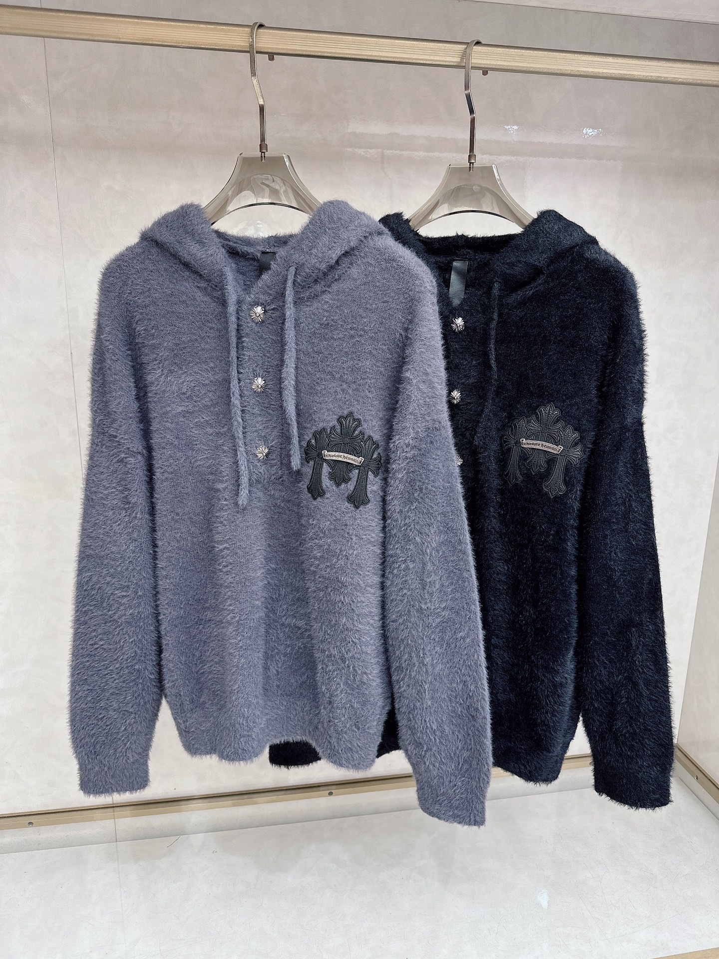 克罗心新款毛衫毛衣，上身舒适，不挑身材 男女同款，秋冬毛衣，是今年最好看的情侣装，秋冬必备百搭不出错，洋