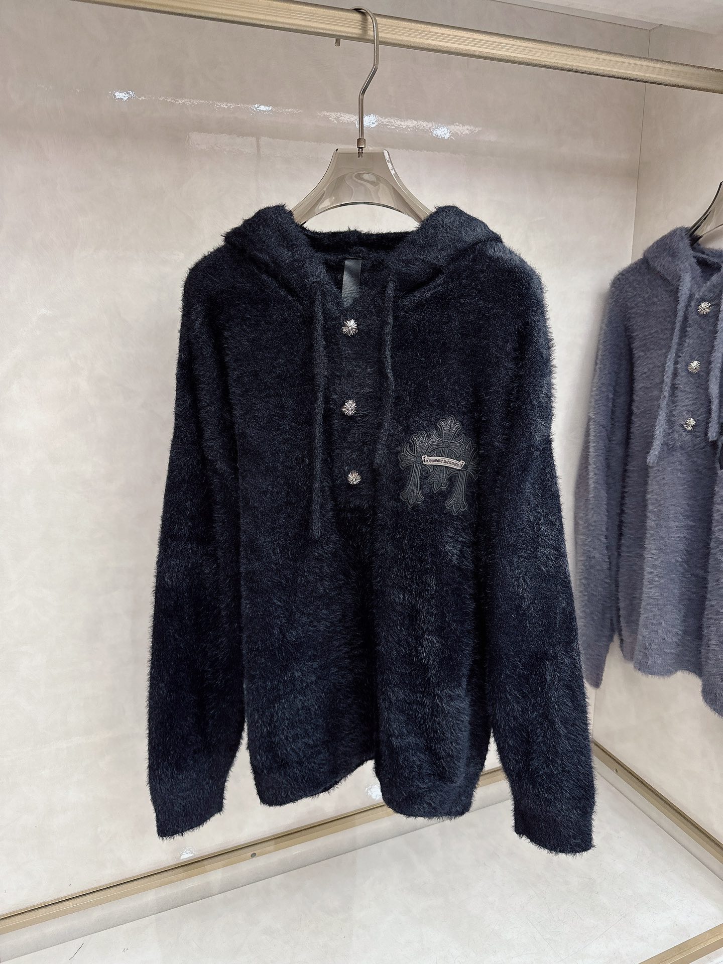 克罗心新款毛衫毛衣，上身舒适，不挑身材 男女同款，秋冬毛衣，是今年最好看的情侣装，秋冬必备百搭不出错，洋