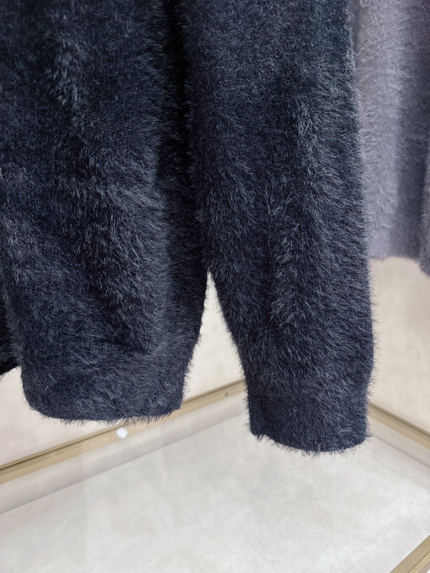 克罗心新款毛衫毛衣，上身舒适，不挑身材 男女同款，秋冬毛衣，是今年最好看的情侣装，秋冬必备百搭不出错，洋