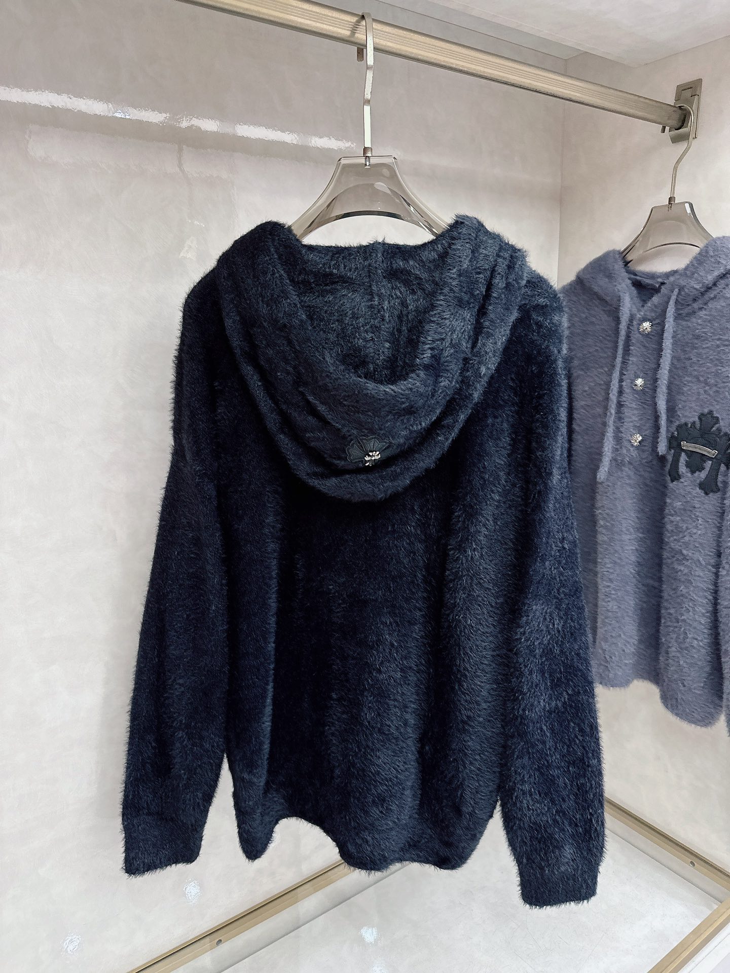 克罗心新款毛衫毛衣，上身舒适，不挑身材 男女同款，秋冬毛衣，是今年最好看的情侣装，秋冬必备百搭不出错，洋