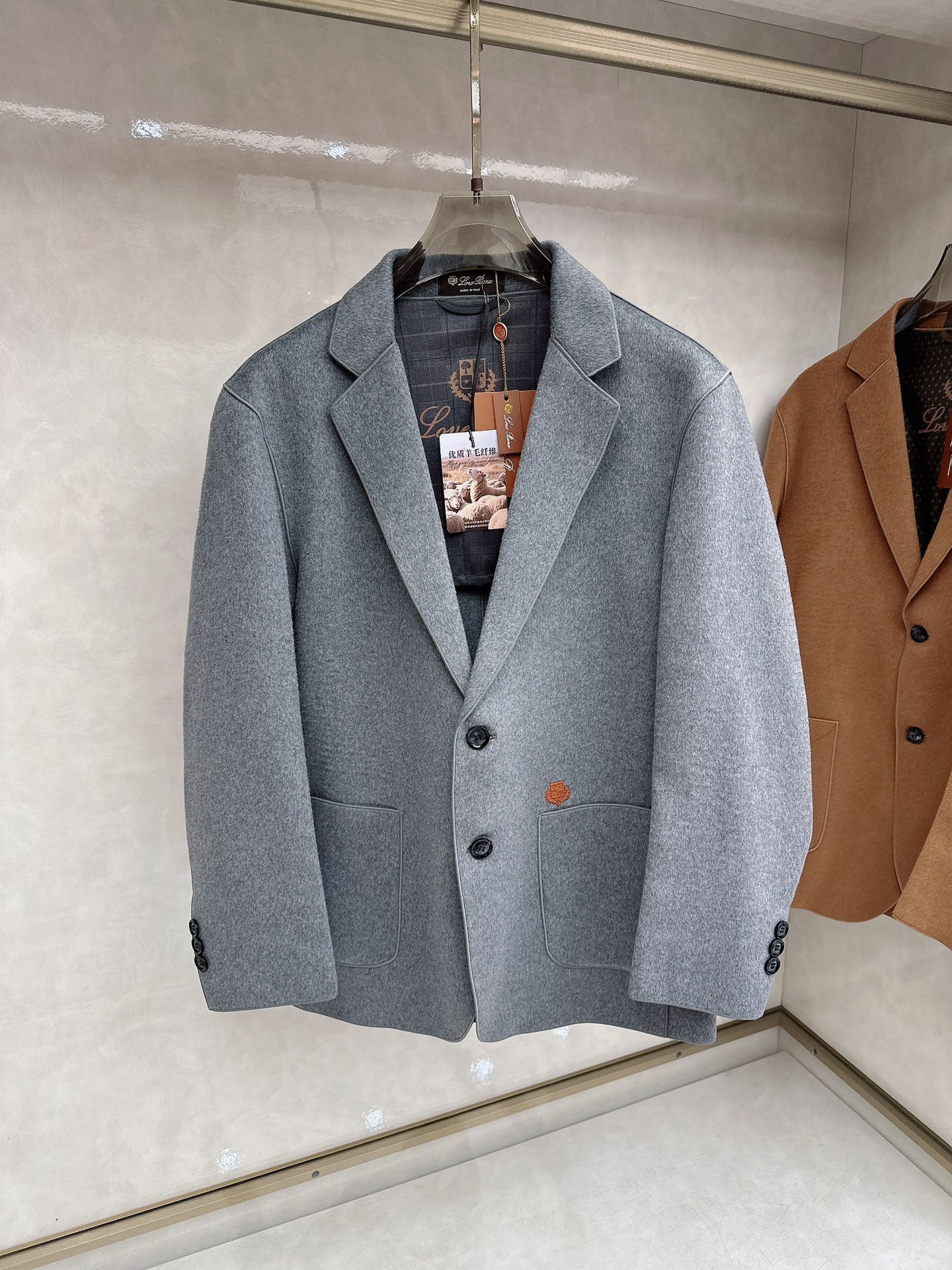 lP🆕 秋冬新款夹克 羊毛外套 贸易公司渠道稀出❕降温天气必备的保暖单品，不论是日常还是户外运动都能穿。