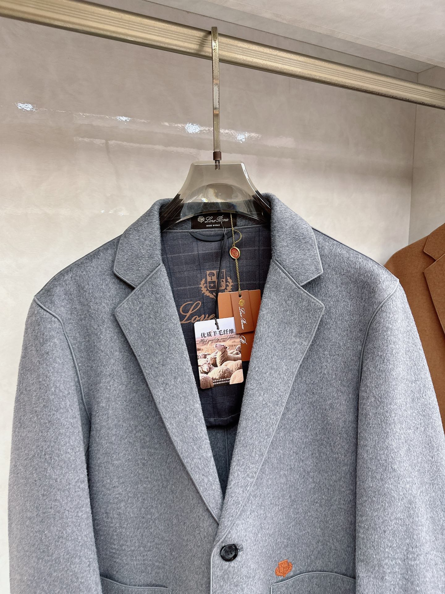 lP🆕 秋冬新款夹克 羊毛外套 贸易公司渠道稀出❕降温天气必备的保暖单品，不论是日常还是户外运动都能穿。