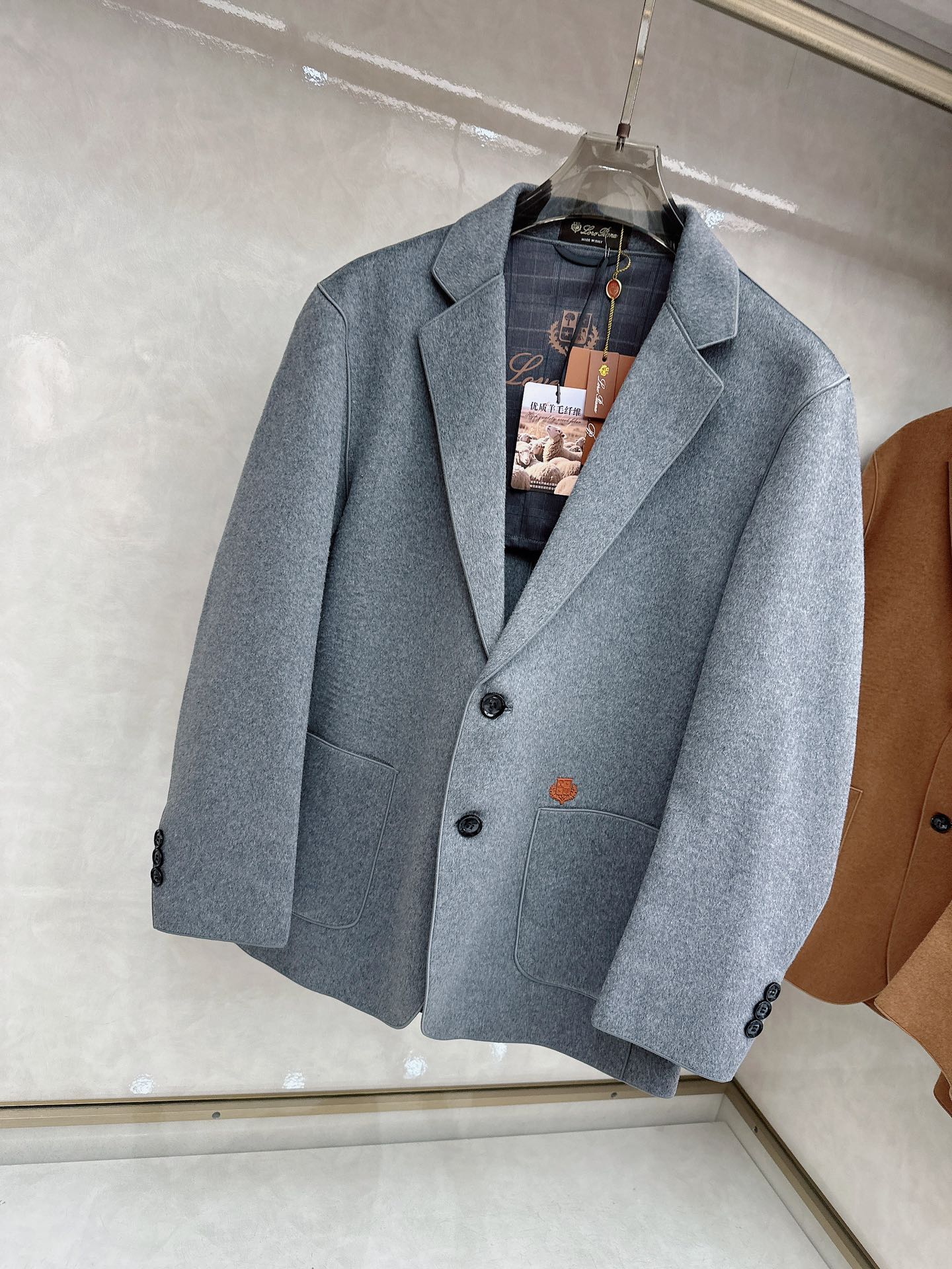 lP🆕 秋冬新款夹克 羊毛外套 贸易公司渠道稀出❕降温天气必备的保暖单品，不论是日常还是户外运动都能穿。