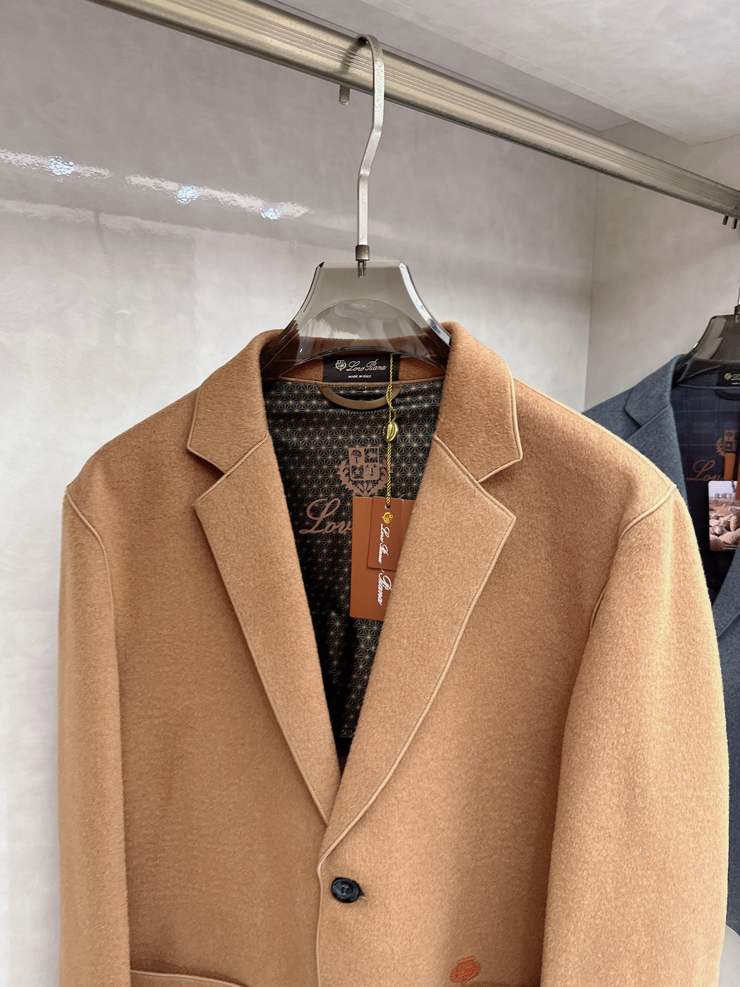 lP🆕 秋冬新款夹克 羊毛外套 贸易公司渠道稀出❕降温天气必备的保暖单品，不论是日常还是户外运动都能穿。