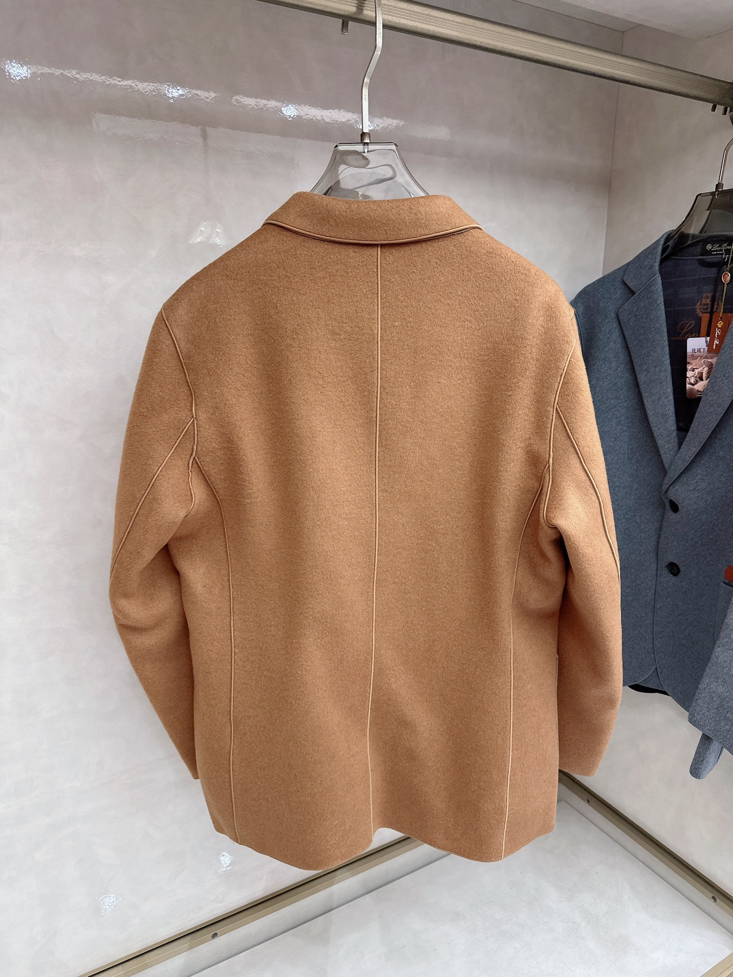 lP🆕 秋冬新款夹克 羊毛外套 贸易公司渠道稀出❕降温天气必备的保暖单品，不论是日常还是户外运动都能穿。