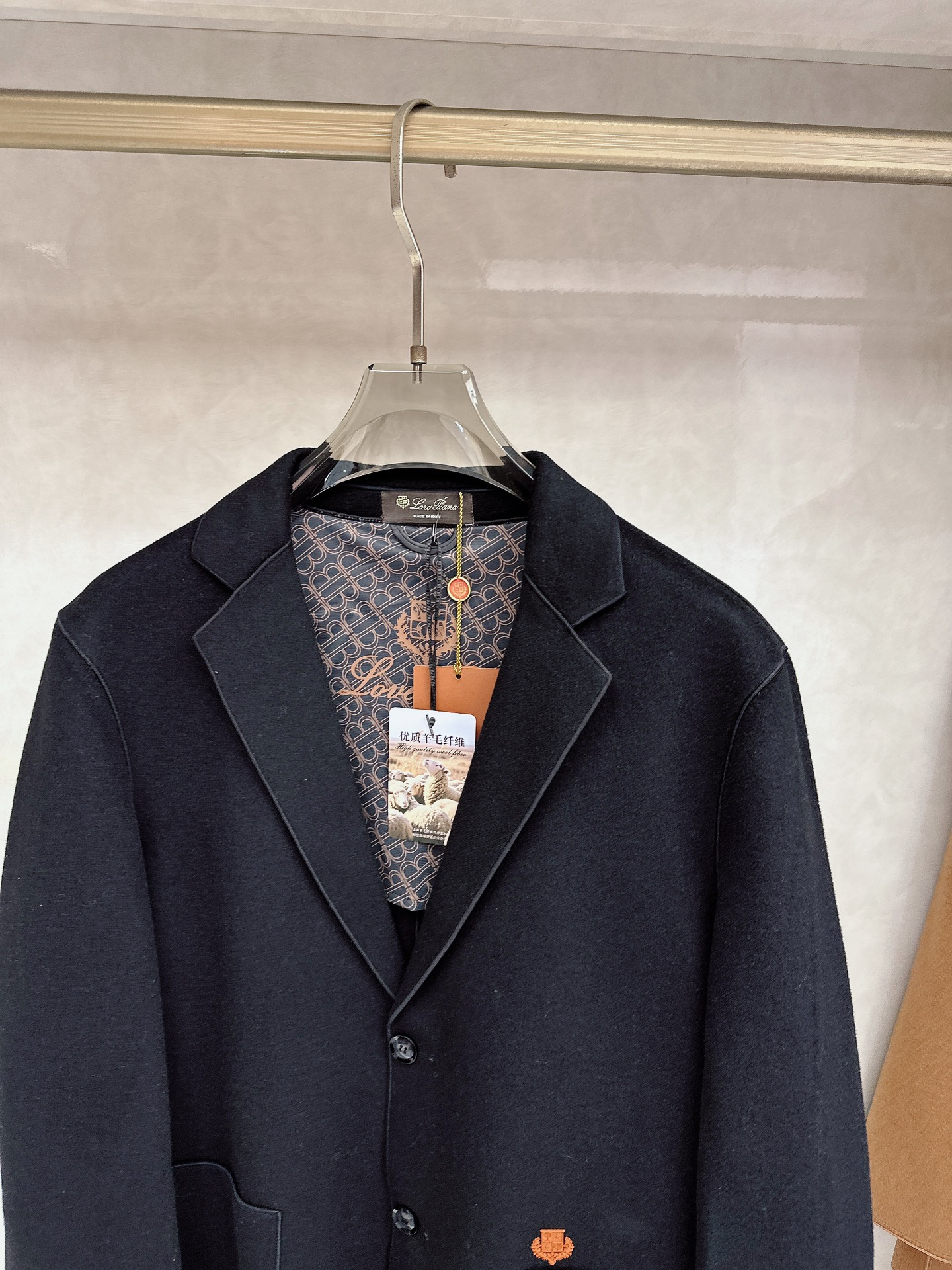 lP🆕 秋冬新款夹克 羊毛外套 贸易公司渠道稀出❕降温天气必备的保暖单品，不论是日常还是户外运动都能穿。