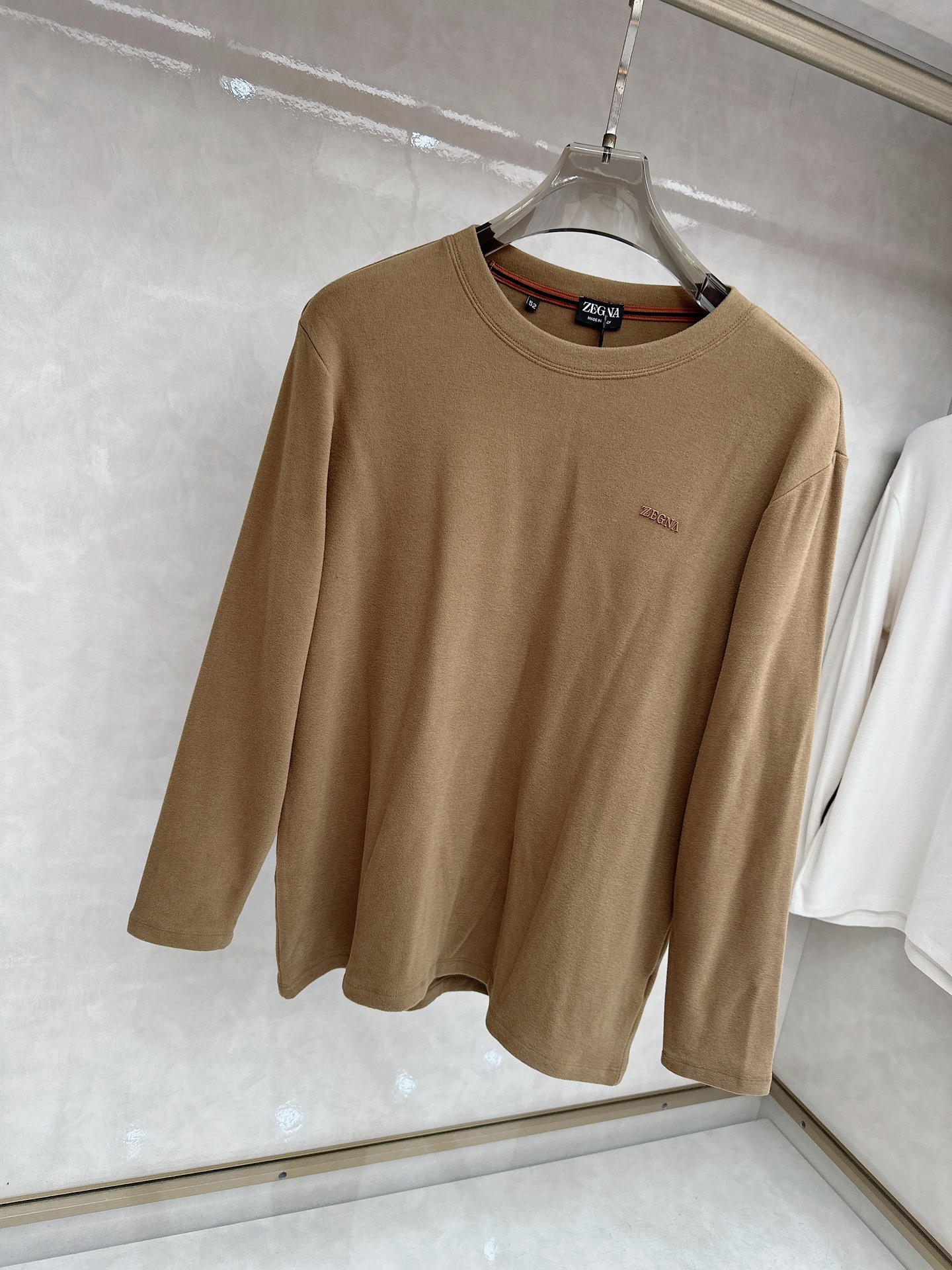 杰尼亚 2025新款原单男士休闲抓绒长袖 高端定制 高版本 时尚百搭爆款进口面料 手感超柔软细腻 穿着亲