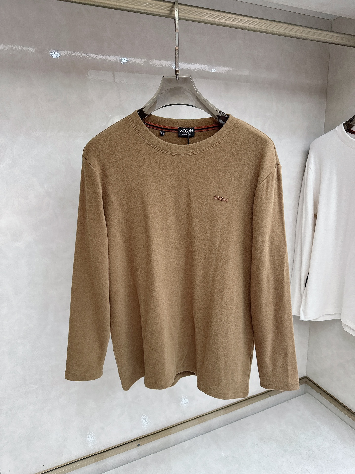 杰尼亚 2025新款原单男士休闲抓绒长袖 高端定制 高版本 时尚百搭爆款进口面料 手感超柔软细腻 穿着亲