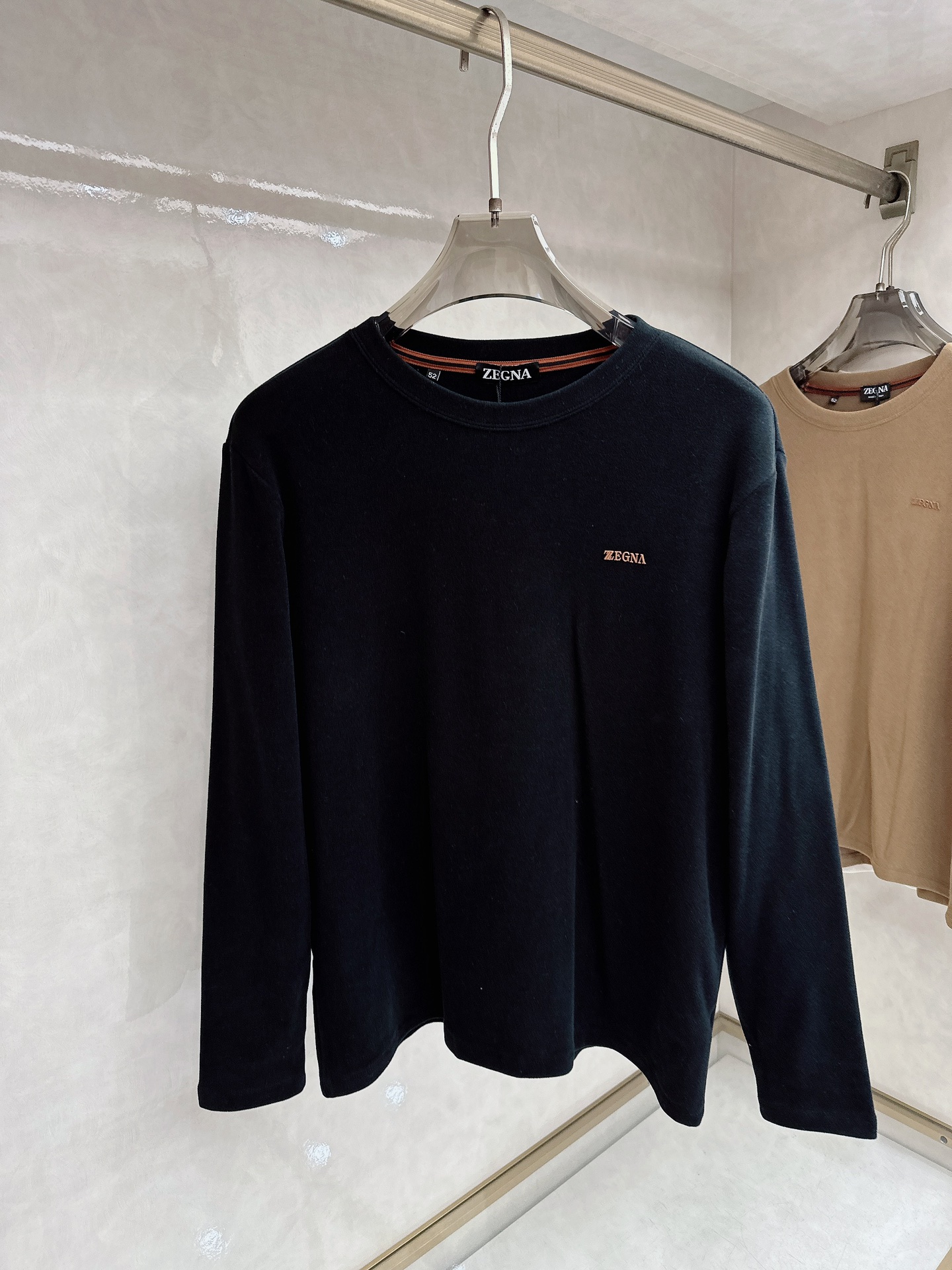 杰尼亚 2025新款原单男士休闲抓绒长袖 高端定制 高版本 时尚百搭爆款进口面料 手感超柔软细腻 穿着亲