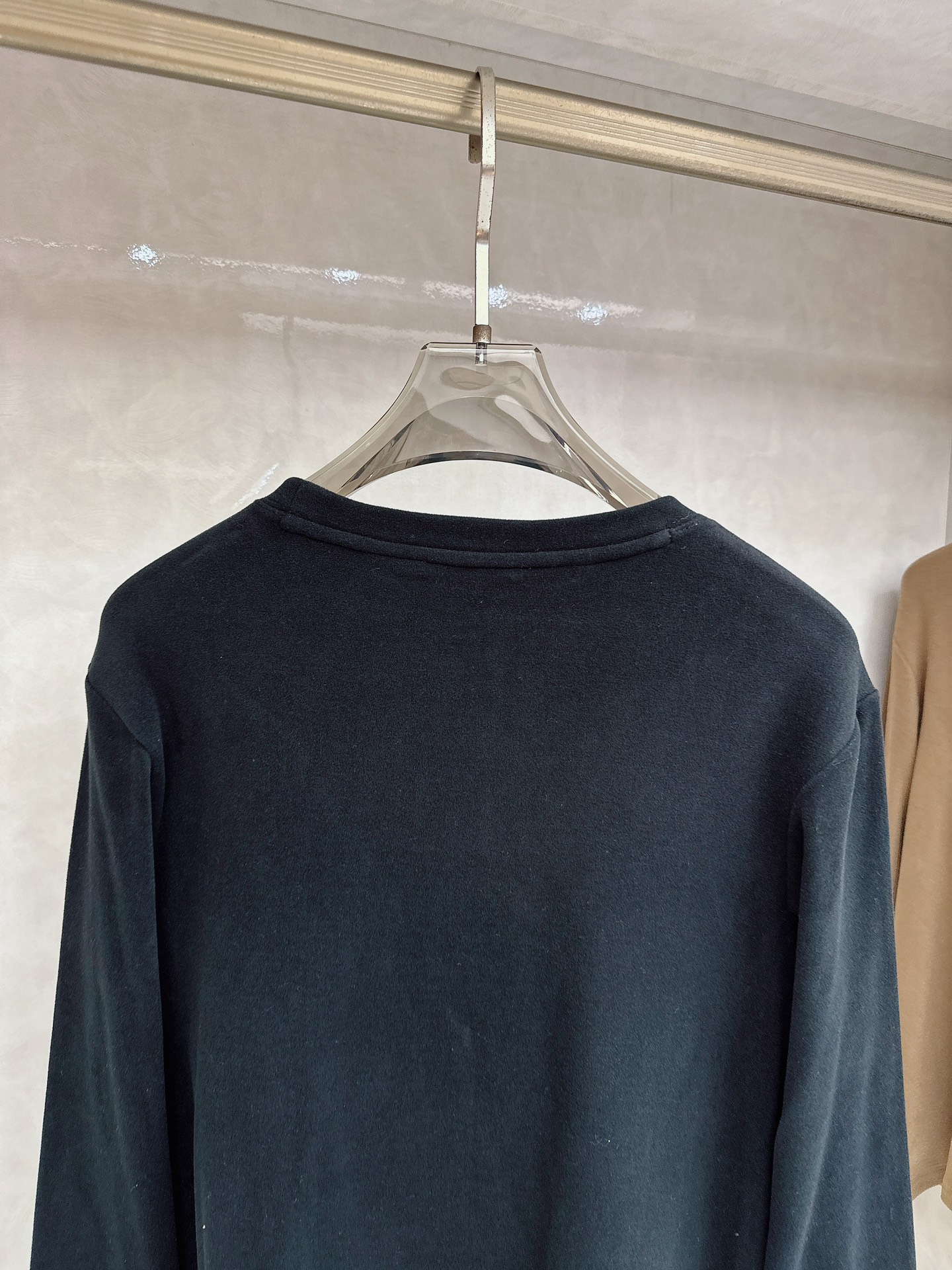 杰尼亚 2025新款原单男士休闲抓绒长袖 高端定制 高版本 时尚百搭爆款进口面料 手感超柔软细腻 穿着亲