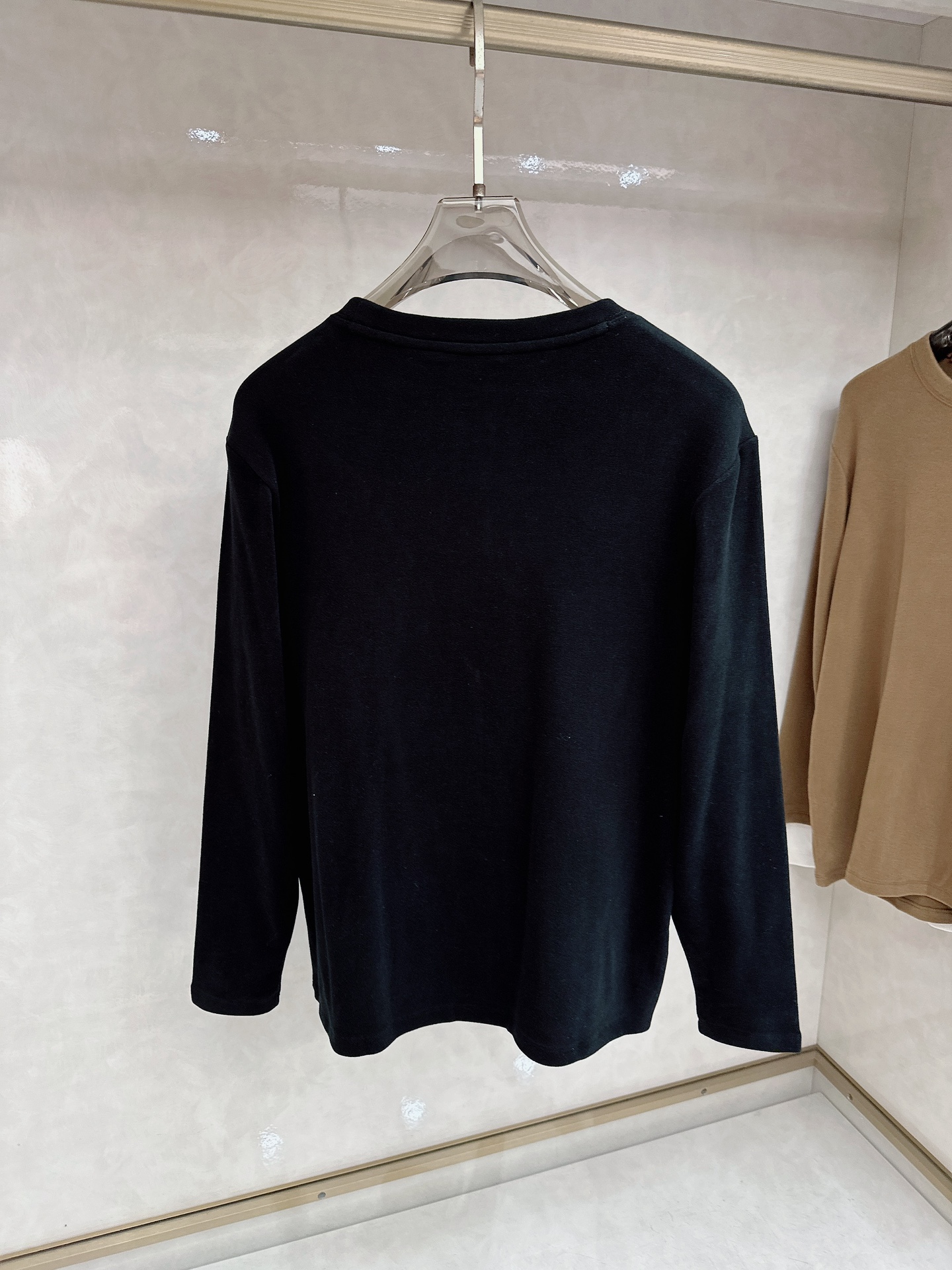 杰尼亚 2025新款原单男士休闲抓绒长袖 高端定制 高版本 时尚百搭爆款进口面料 手感超柔软细腻 穿着亲