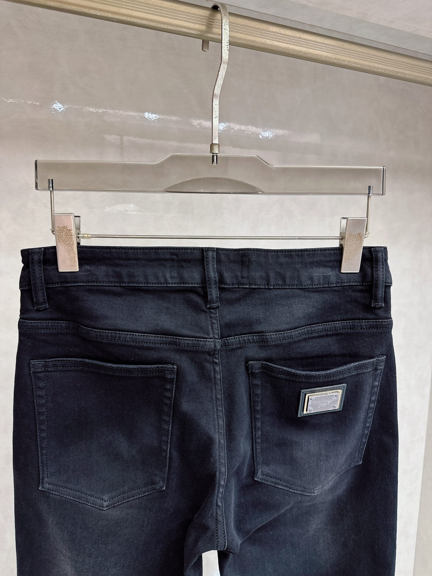 DG 2025秋冬🔥🔥新款现货上市，原单爆款牛仔裤👖超级定制款，原版五金，超级重工工艺，版型超赞👍细节做