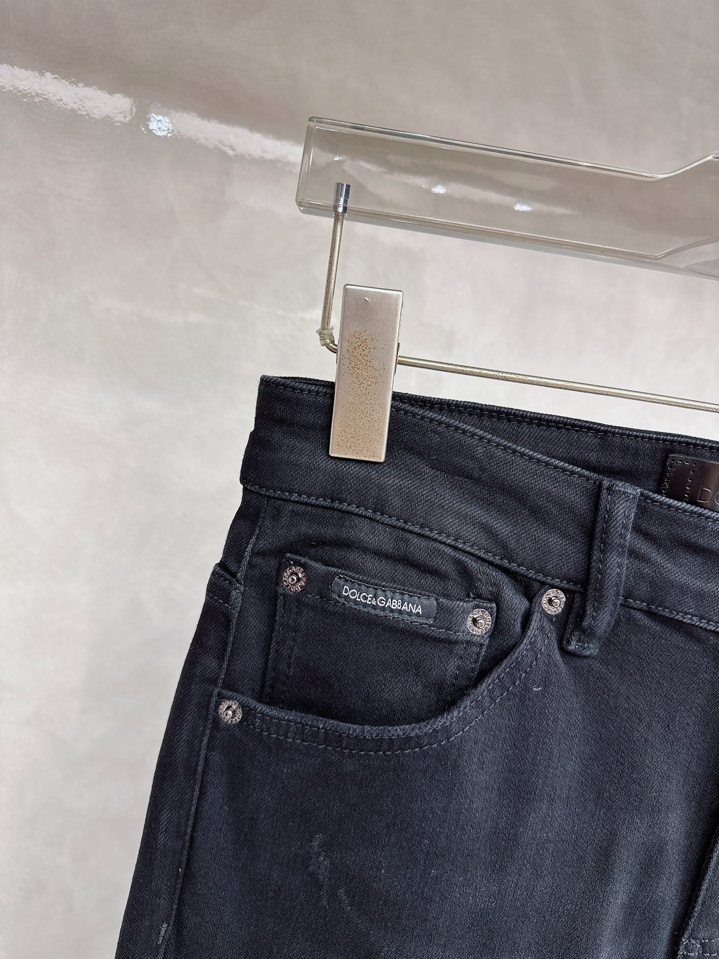 DG 2025秋冬🔥🔥新款现货上市，原单爆款牛仔裤👖超级定制款，原版五金，超级重工工艺，版型超赞👍细节做