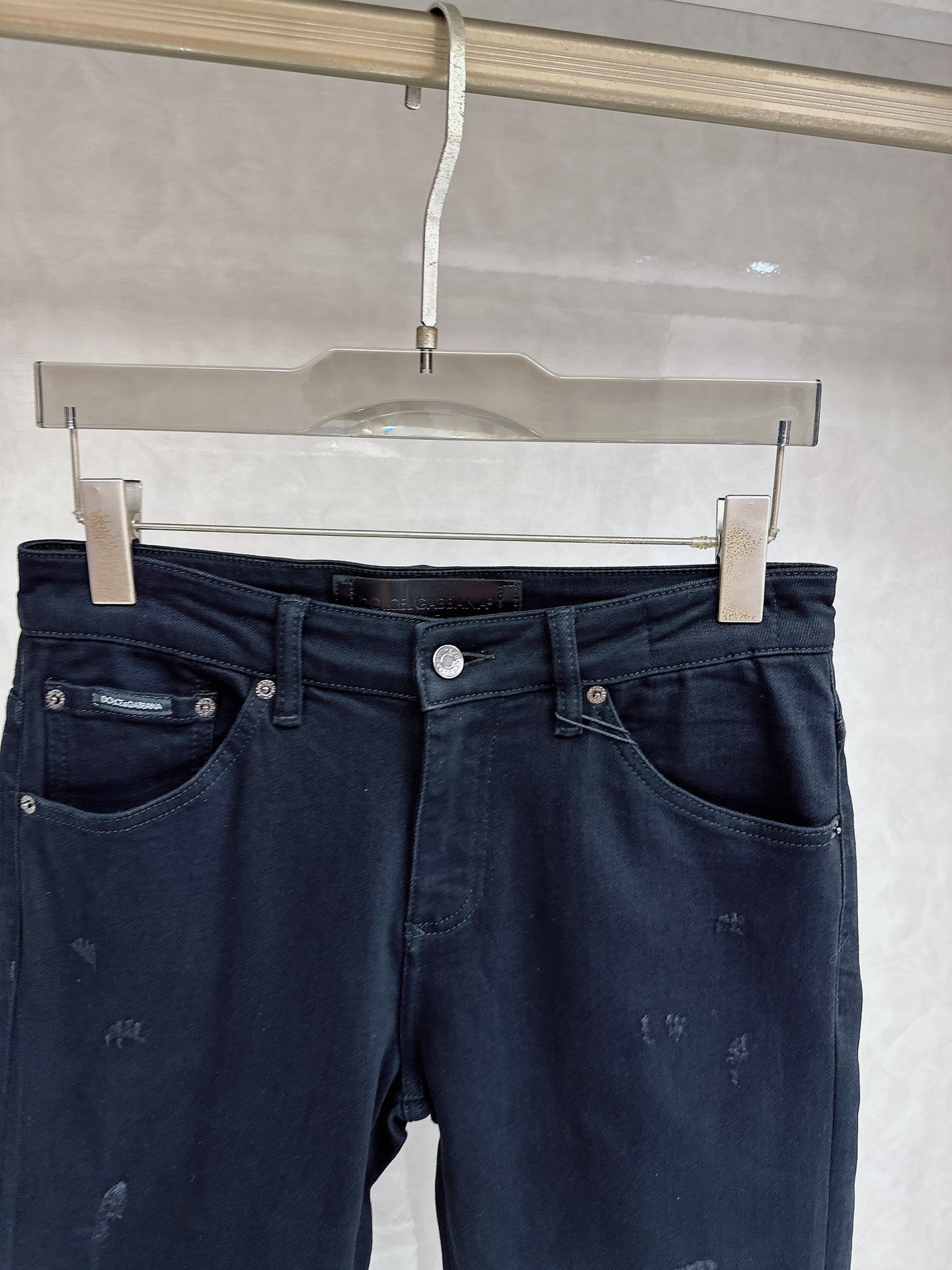 DG 2025秋冬🔥🔥新款现货上市，原单爆款牛仔裤👖超级定制款，原版五金，超级重工工艺，版型超赞👍细节做