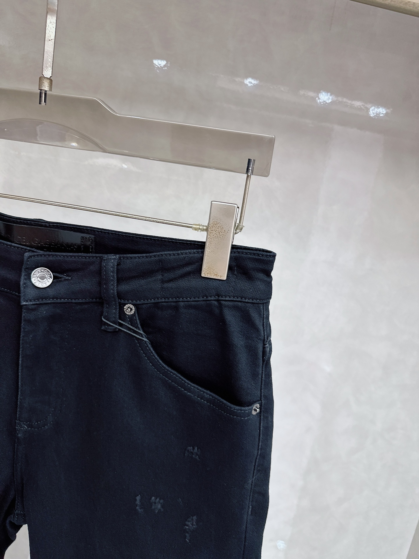 DG 2025秋冬🔥🔥新款现货上市，原单爆款牛仔裤👖超级定制款，原版五金，超级重工工艺，版型超赞👍细节做