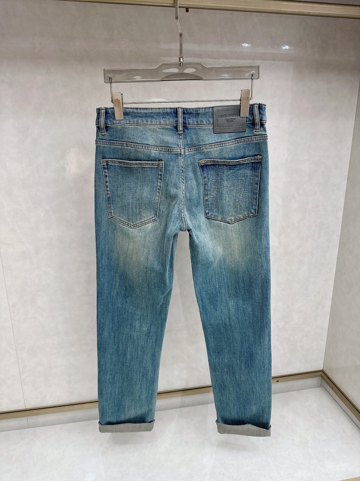 DG 2025秋冬🔥🔥新款现货上市，原单爆款牛仔裤👖超级定制款，原版五金，超级重工工艺，版型超赞👍细节做