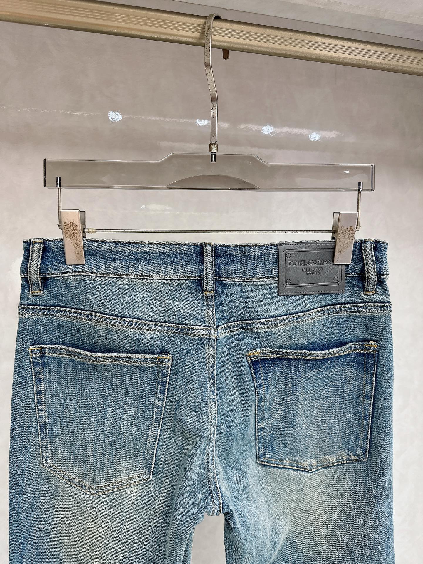 DG 2025秋冬🔥🔥新款现货上市，原单爆款牛仔裤👖超级定制款，原版五金，超级重工工艺，版型超赞👍细节做