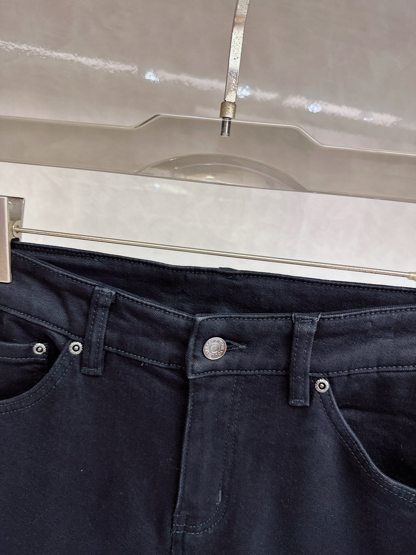 古奇 2025秋冬🔥🔥新款现货上市，原单爆款牛仔裤加绒👖超级定制款，原版五金，超级重工工艺，版型超赞👍细