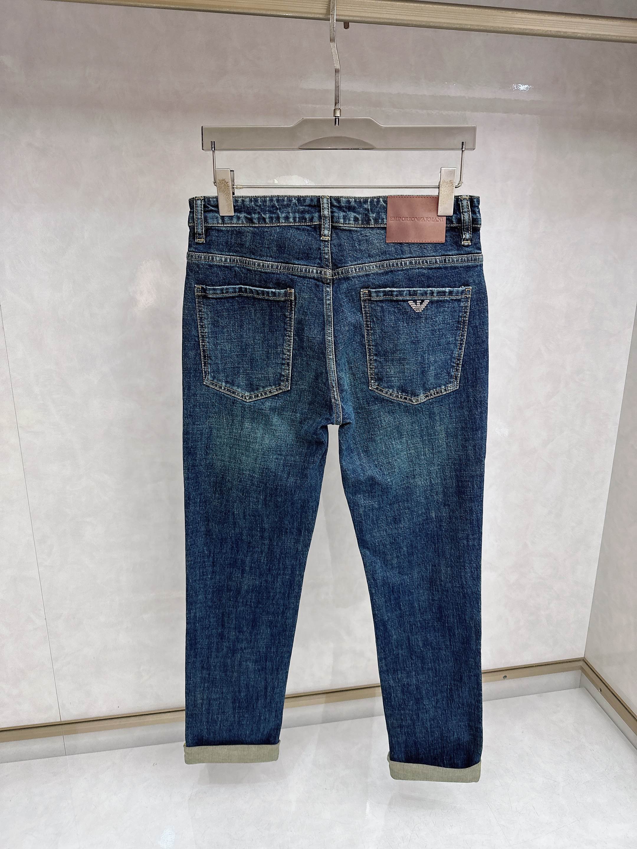 阿玛尼 2025秋冬🔥🔥新款现货上市，原单爆款牛仔裤👖超级定制款，原版五金，超级重工工艺，版型超赞👍细节