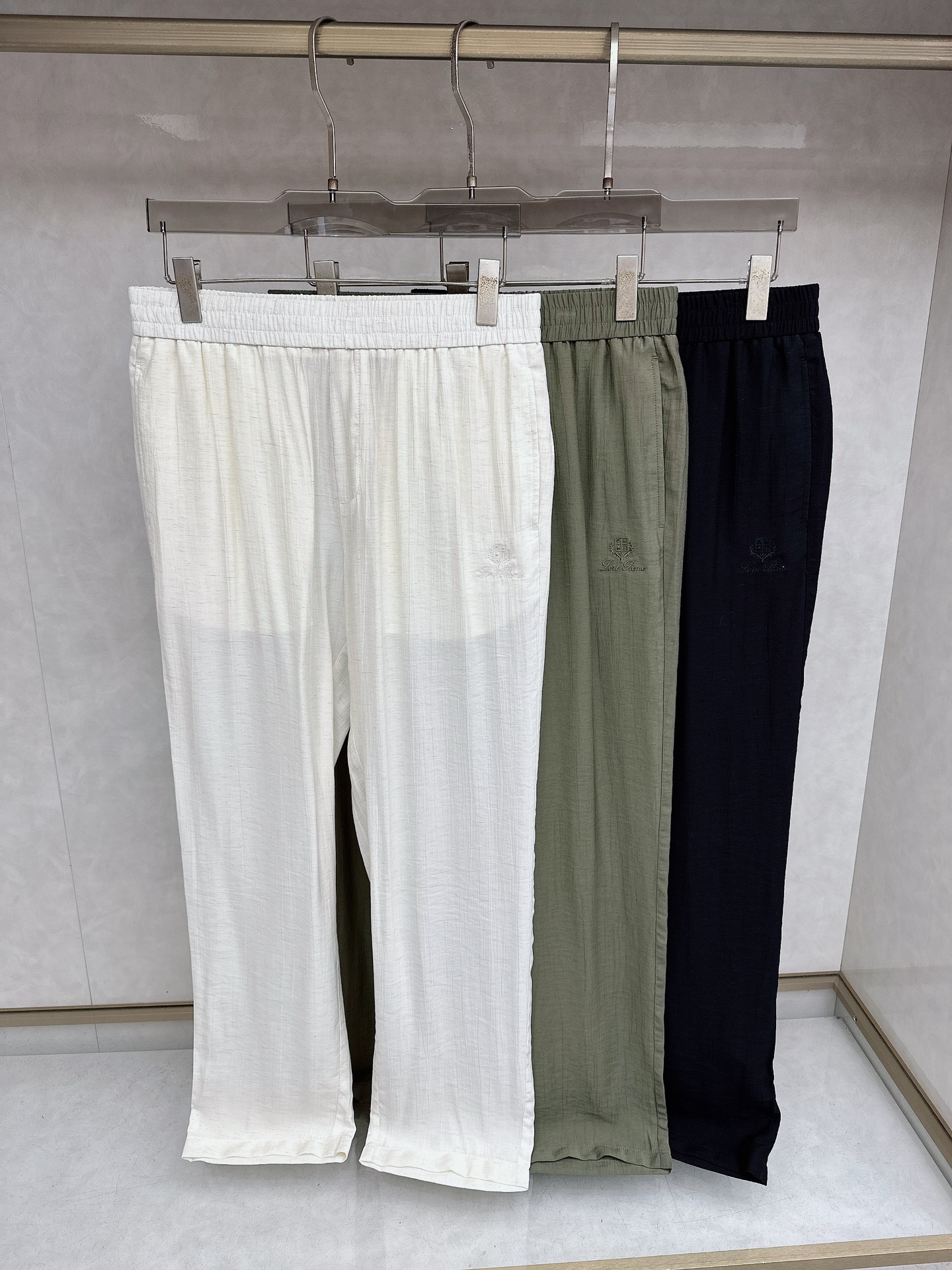 -Loro Piana 2026春夏新款新款休闲裤 高端版本！定制面料 透气舒适度高，细节无可挑剔，品牌