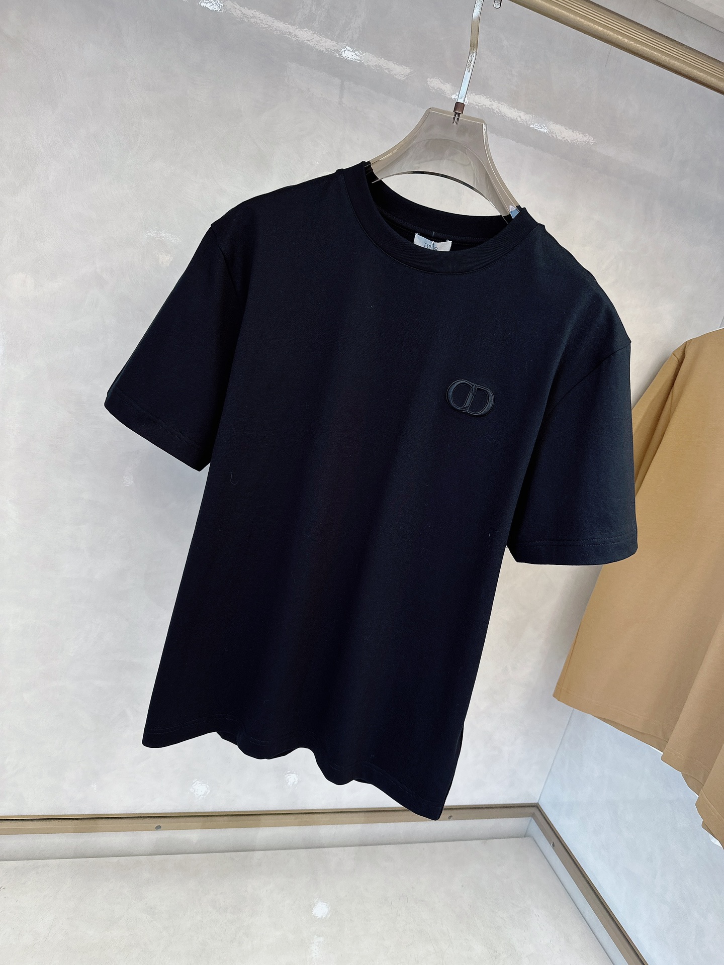 Dior men Dior 2026ss New T logo — photo 6