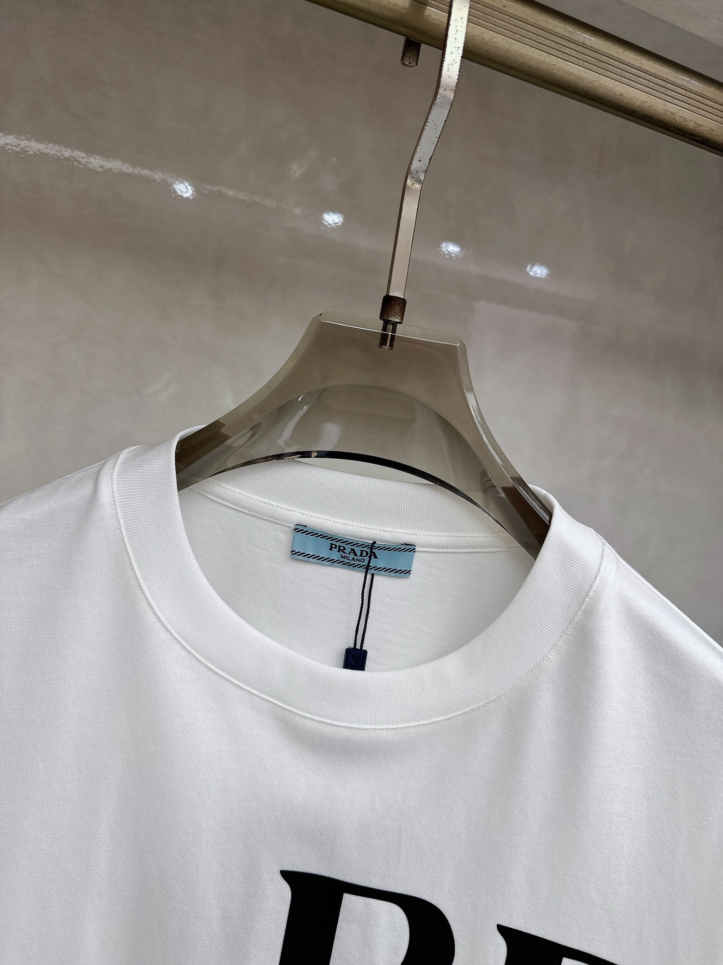 Prada 普拉达 2026ss 春夏新款首发专柜最新款短袖圆领T恤 高端订制 设计前卫时尚！品牌log