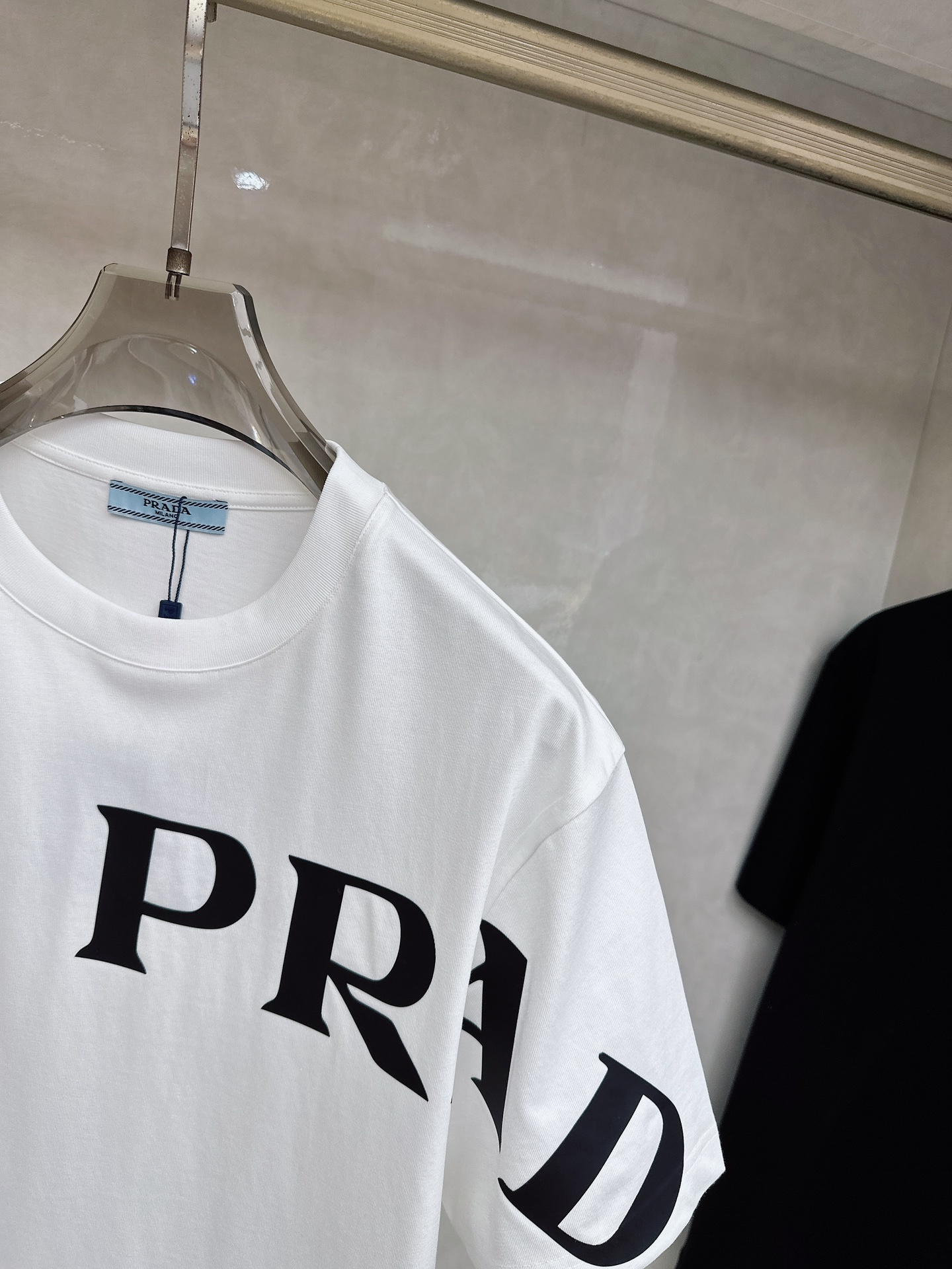 Prada 普拉达 2026ss 春夏新款首发专柜最新款短袖圆领T恤 高端订制 设计前卫时尚！品牌log