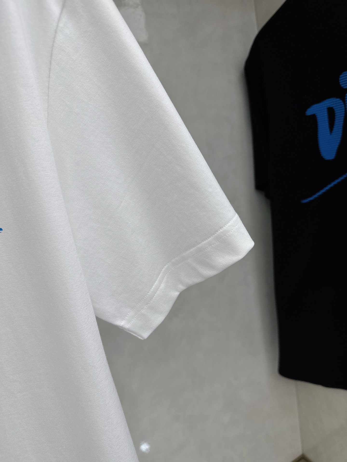 Dior 迪奥 2026ss 春夏新款首发专柜最新款短袖圆领T恤 高端订制 设计前卫时尚！品牌logo重