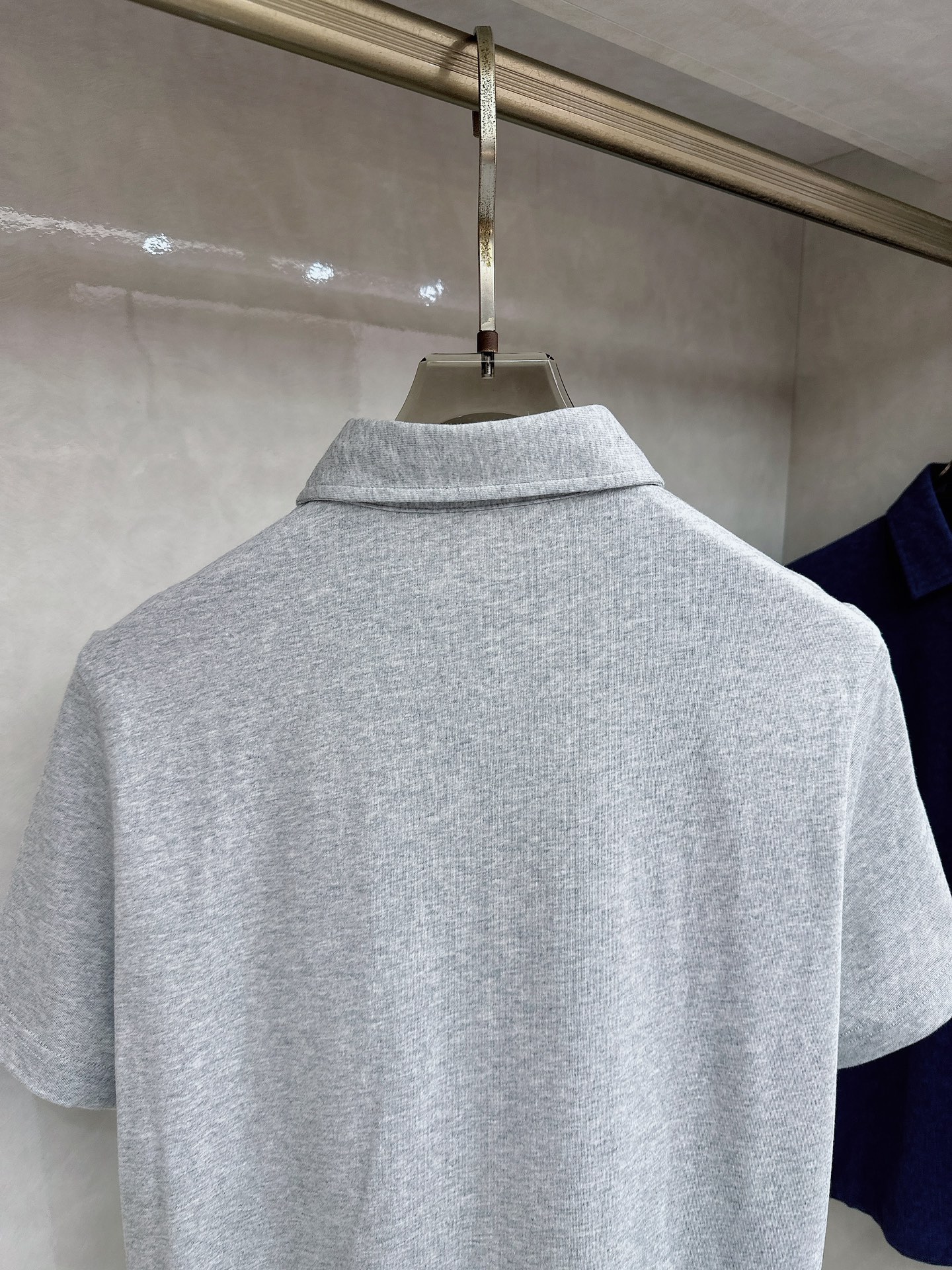 Loro piana 顶级品质Loro piana徽标刺绣衬衫领彩棉短袖T恤，三标齐全，原版定制logo