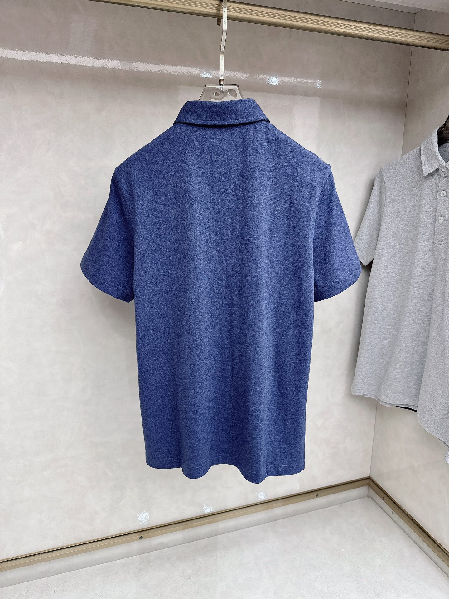 Loro piana 顶级品质Loro piana徽标刺绣衬衫领彩棉短袖T恤，三标齐全，原版定制logo