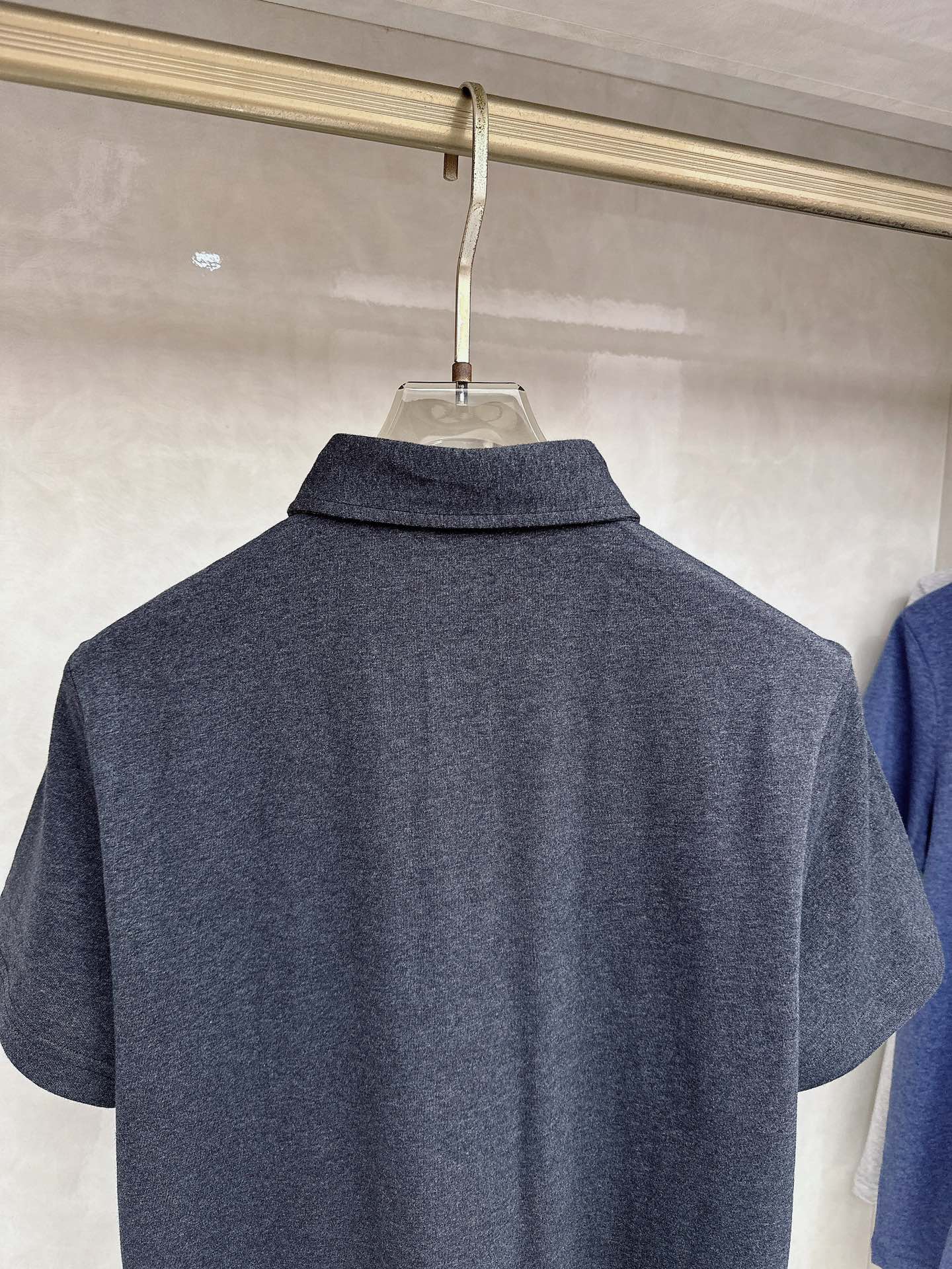 Loro piana 顶级品质Loro piana徽标刺绣衬衫领彩棉短袖T恤，三标齐全，原版定制logo