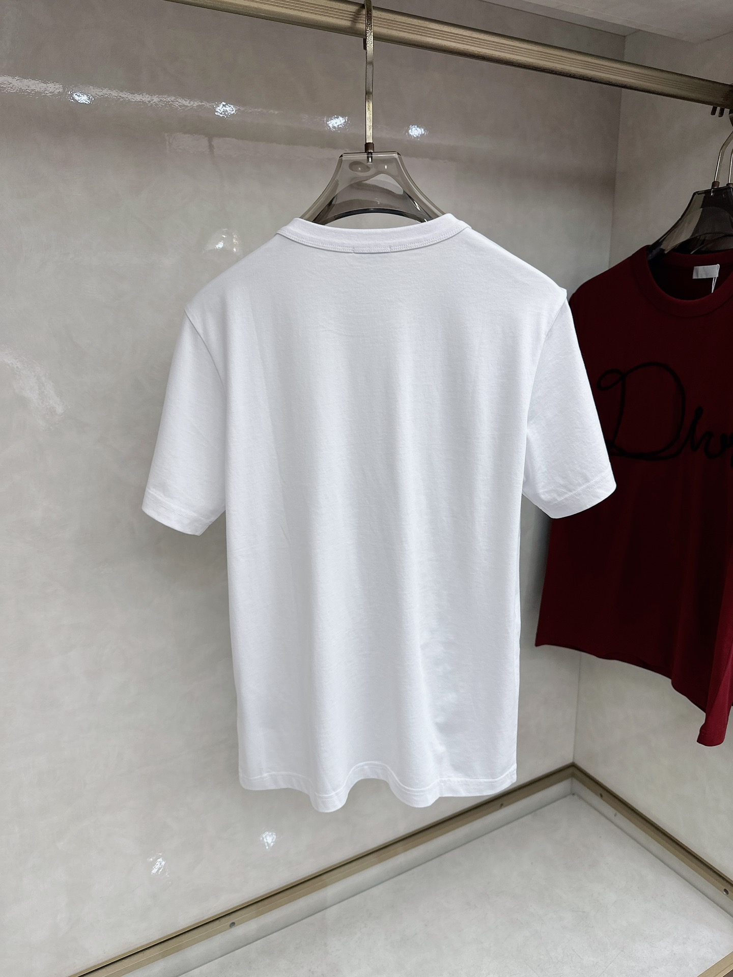 BC 2026顶级品质CD丝带刺绣圆领棉质短袖T恤，原版定织顶级220g纯棉平纹针织面料，手感如丝绸般柔