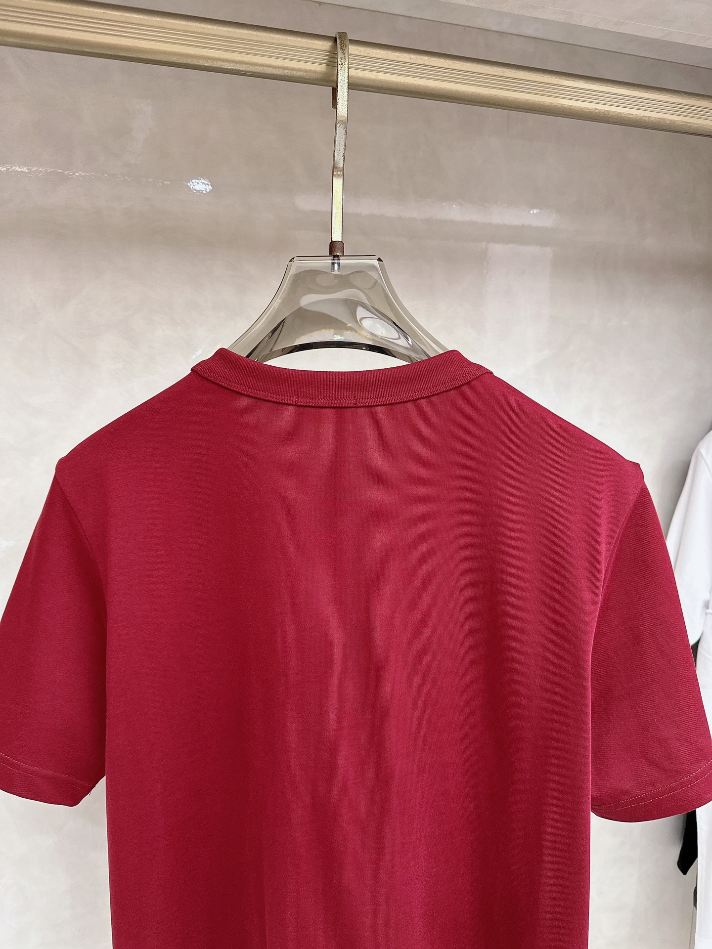 BC 2026顶级品质CD丝带刺绣圆领棉质短袖T恤，原版定织顶级220g纯棉平纹针织面料，手感如丝绸般柔