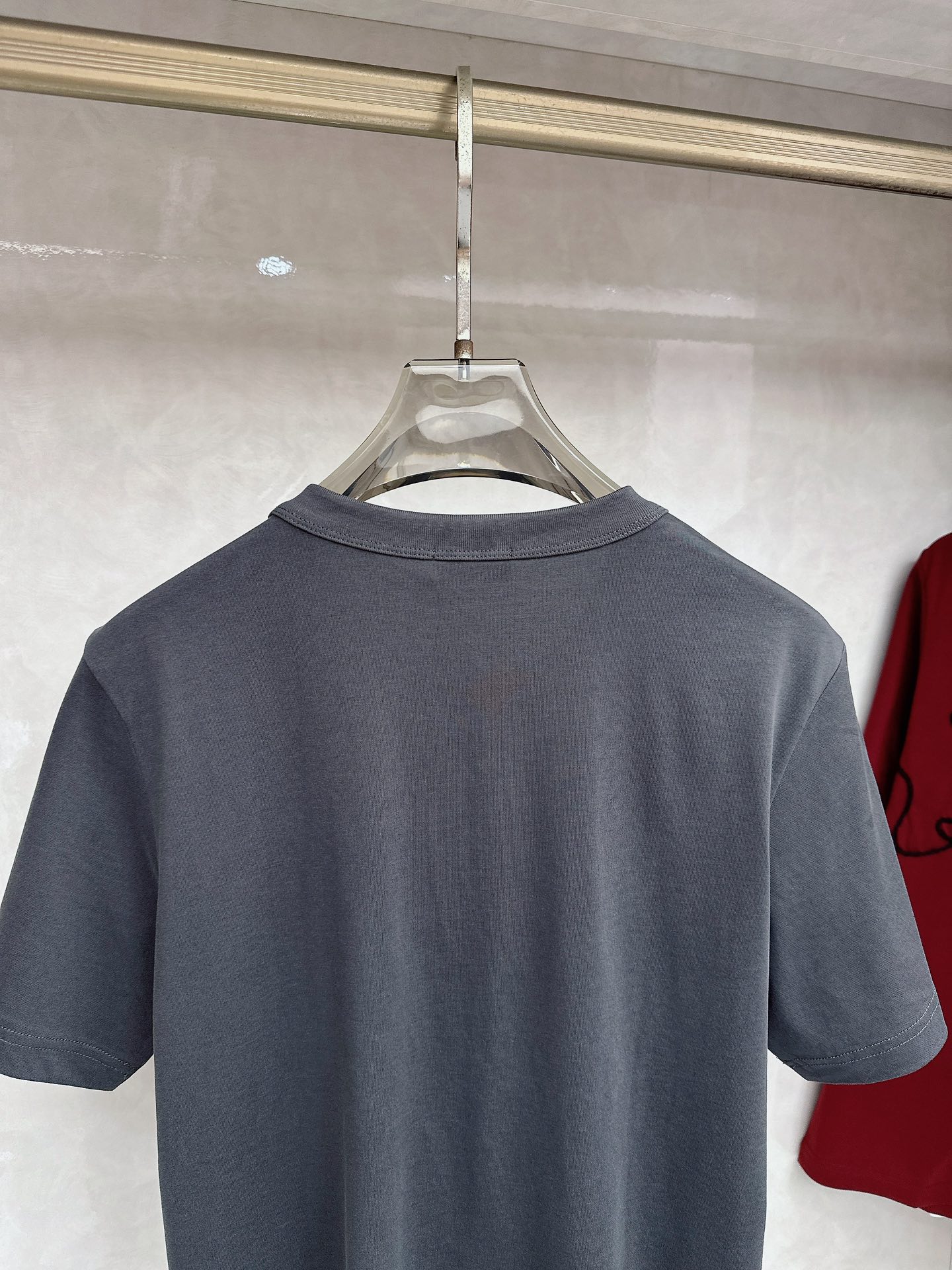 BC 2026顶级品质CD丝带刺绣圆领棉质短袖T恤，原版定织顶级220g纯棉平纹针织面料，手感如丝绸般柔