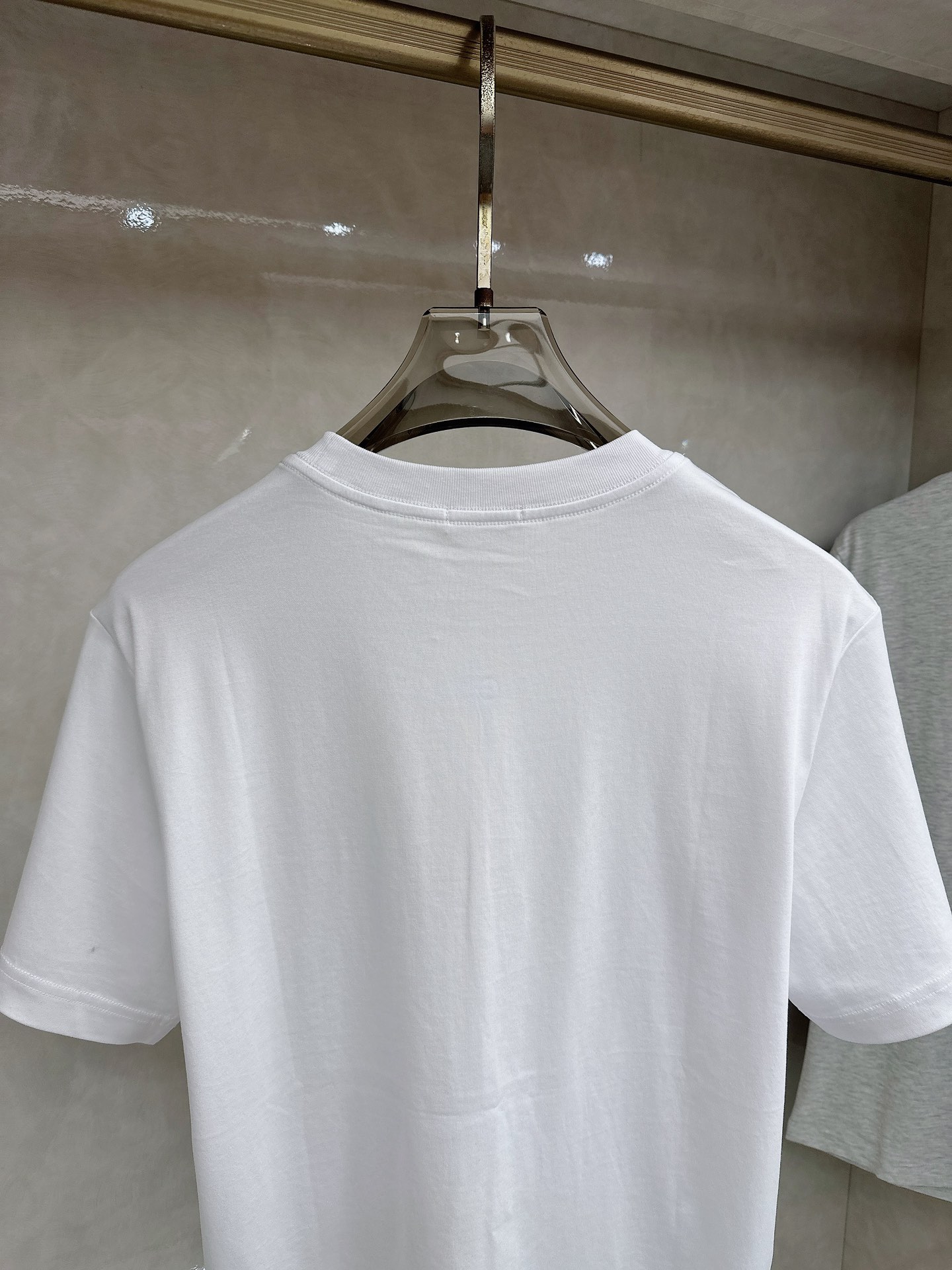 迪奥 2026顶级品质BC徽标刺绣圆领棉质短袖T恤，原版定织顶级220g纯棉平纹针织面料，手感如丝绸般柔