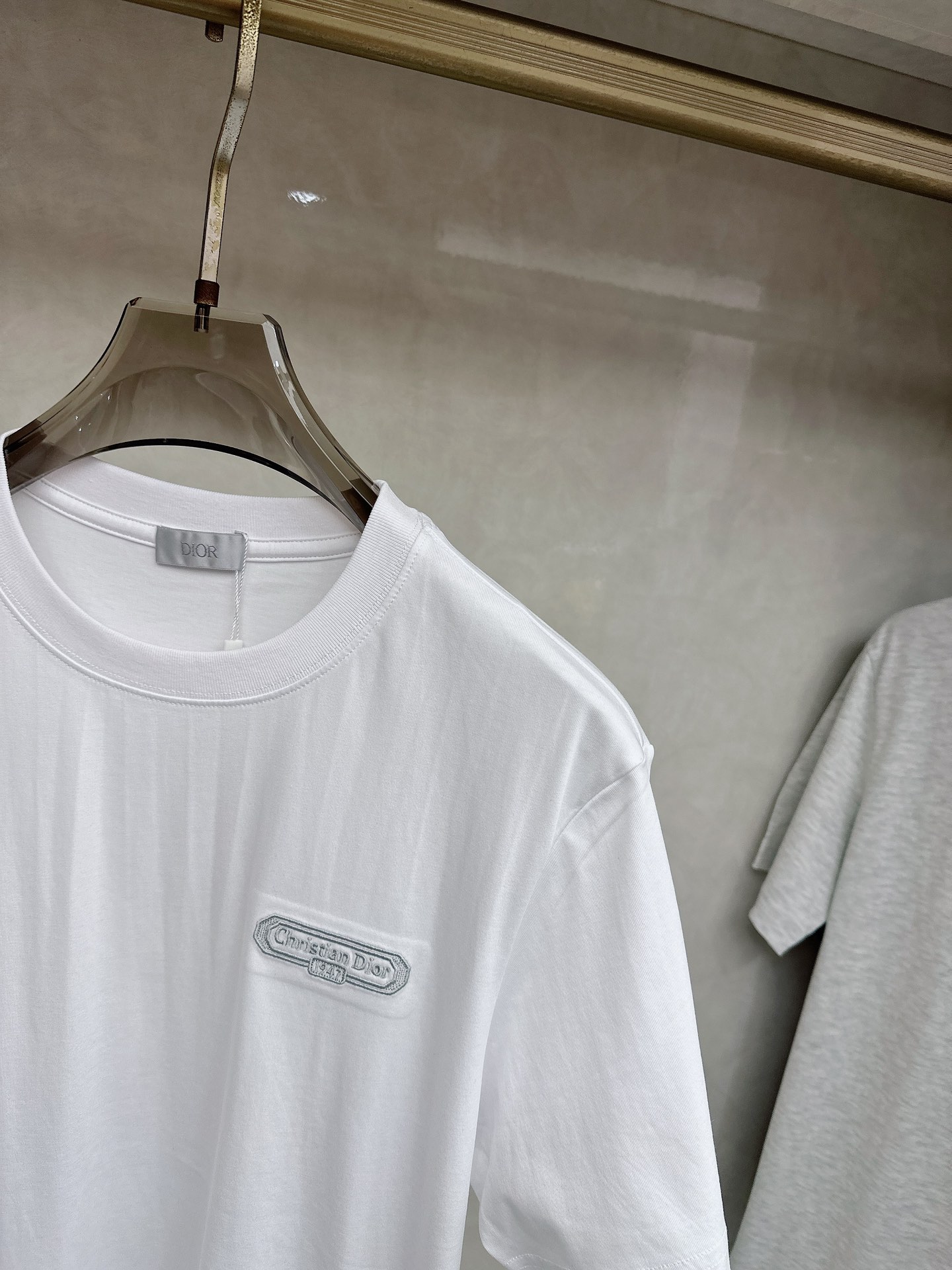 迪奥 2026顶级品质BC徽标刺绣圆领棉质短袖T恤，原版定织顶级220g纯棉平纹针织面料，手感如丝绸般柔