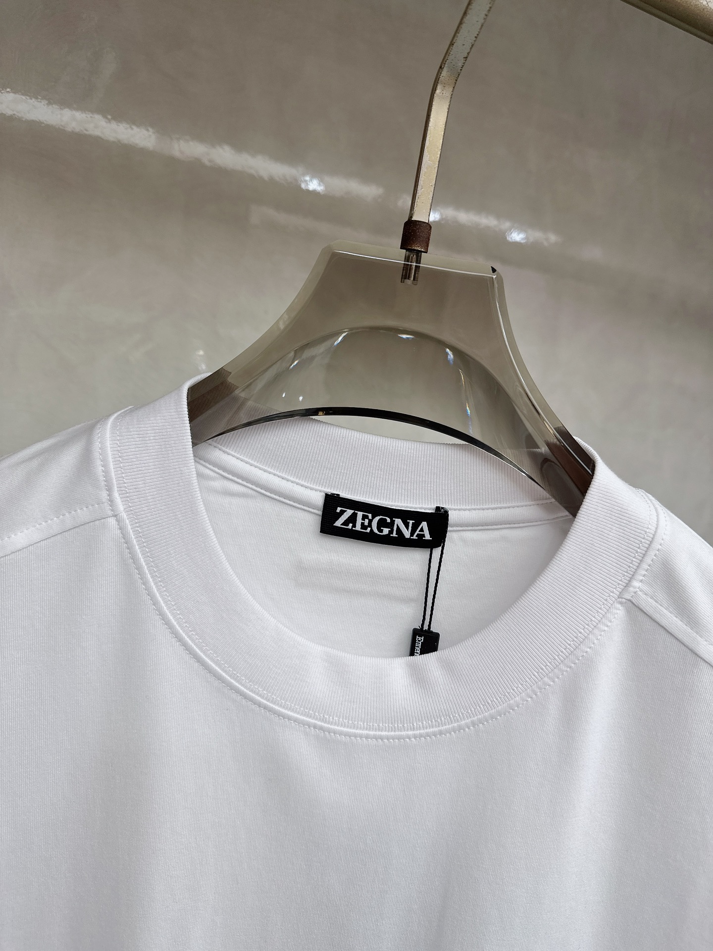 杰尼亚 2026顶级品质logo刺绣圆领棉质短袖T恤，原版定织顶级220g纯棉平纹针织面料，手感如丝绸般