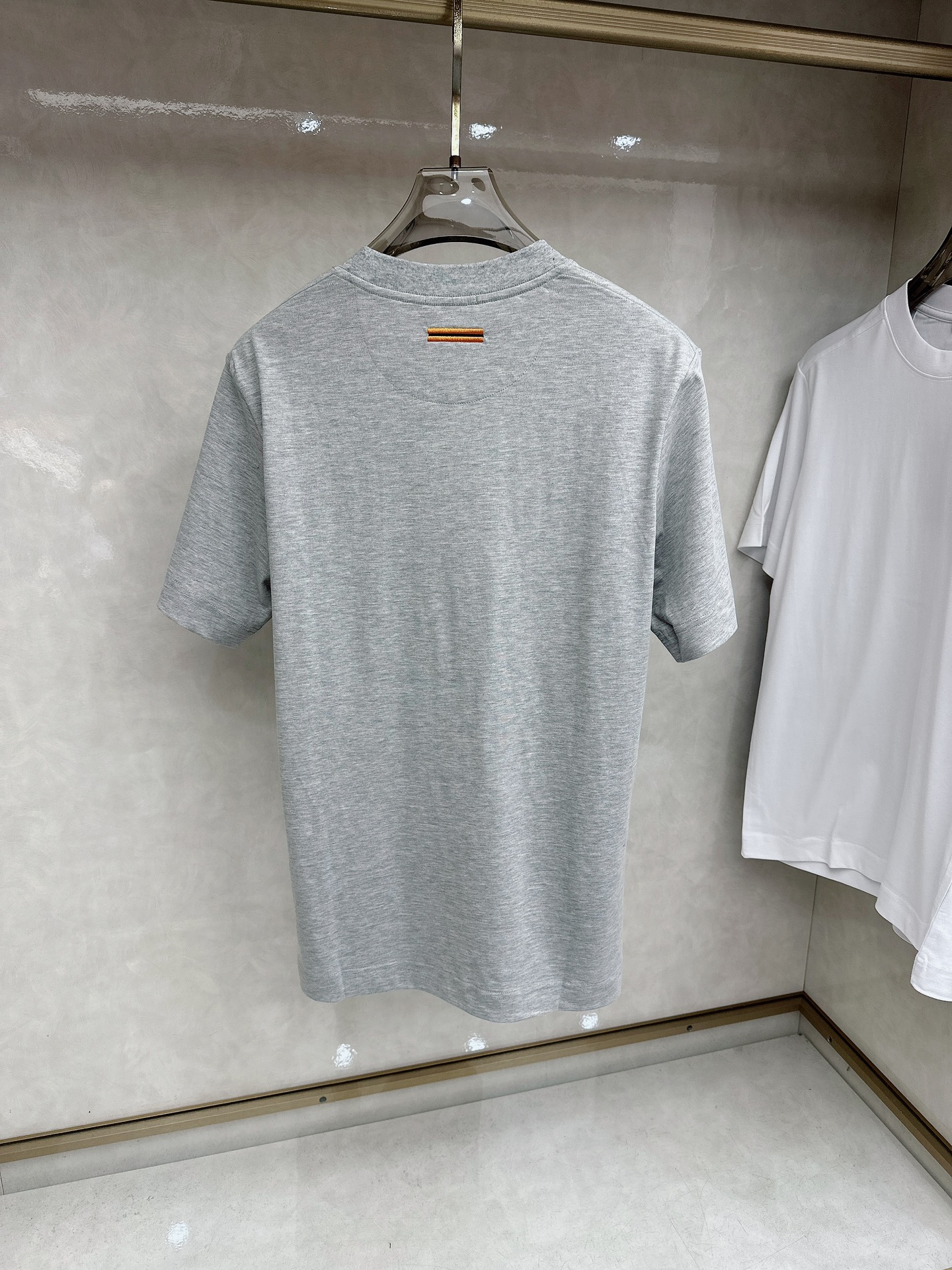 杰尼亚 2026顶级品质logo刺绣圆领棉质短袖T恤，原版定织顶级220g纯棉平纹针织面料，手感如丝绸般