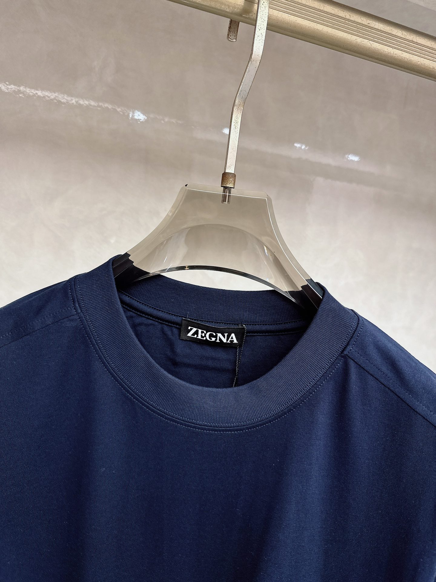 杰尼亚 2026顶级品质logo刺绣圆领棉质短袖T恤，原版定织顶级220g纯棉平纹针织面料，手感如丝绸般